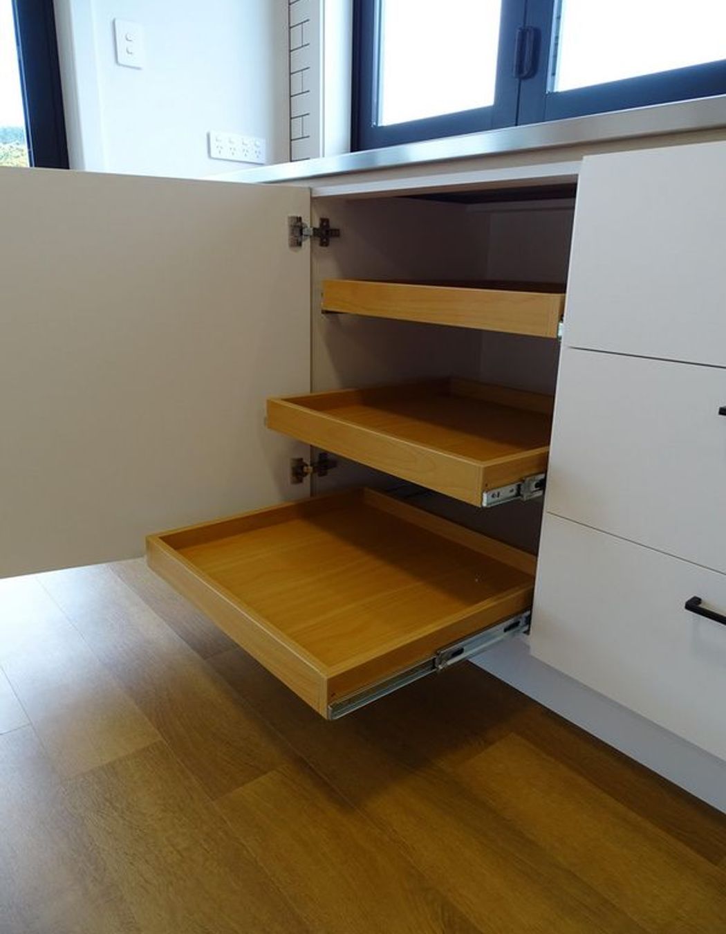 Here's the kitchen drawers sliding out