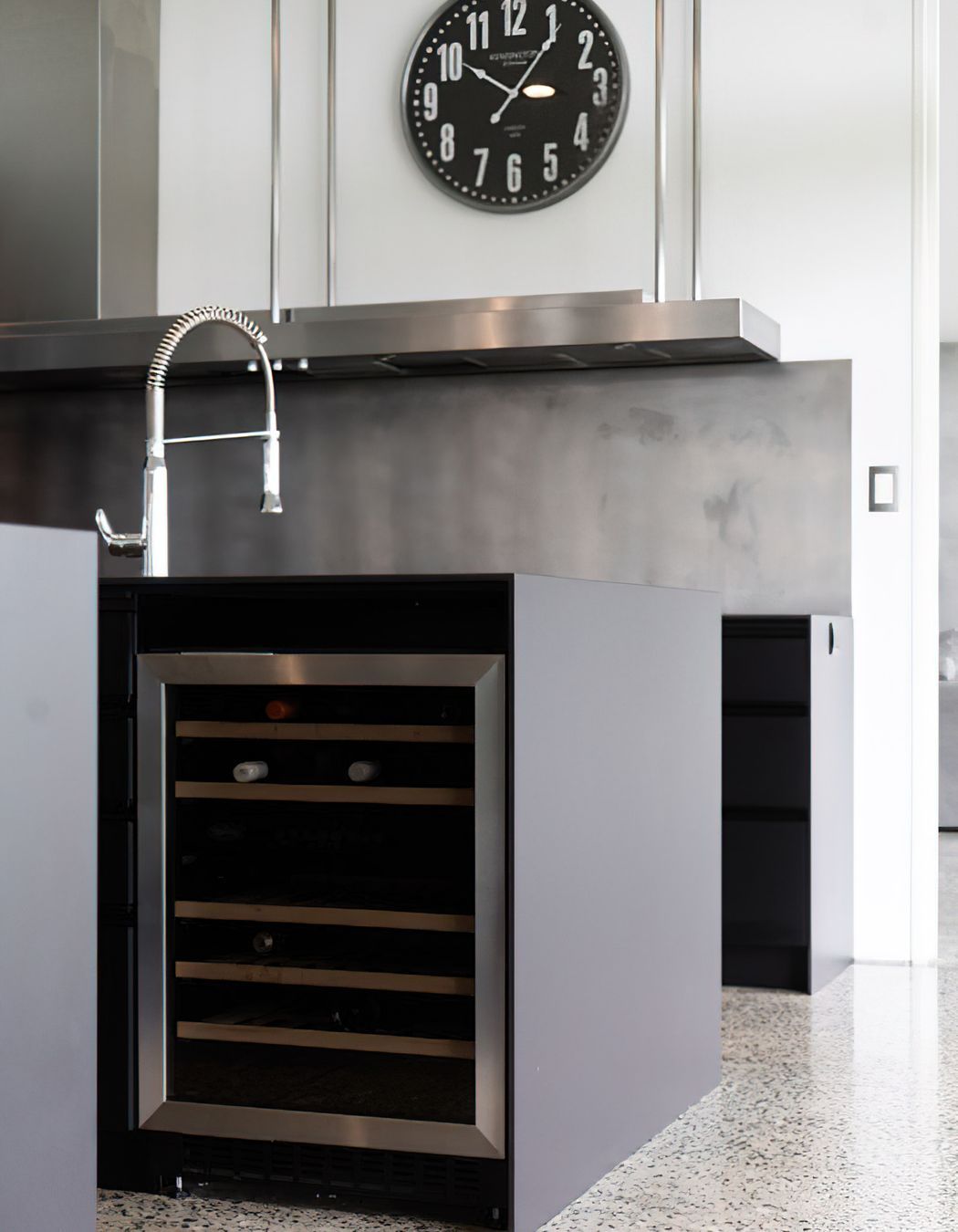 Hilltop Sophistication