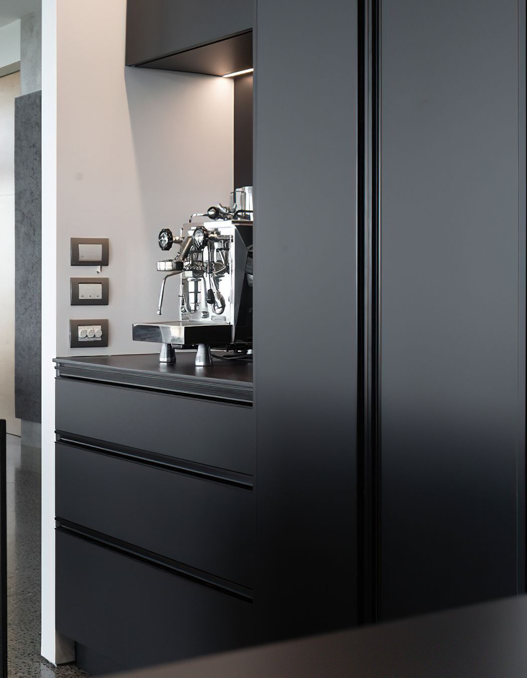 Hilltop Sophistication