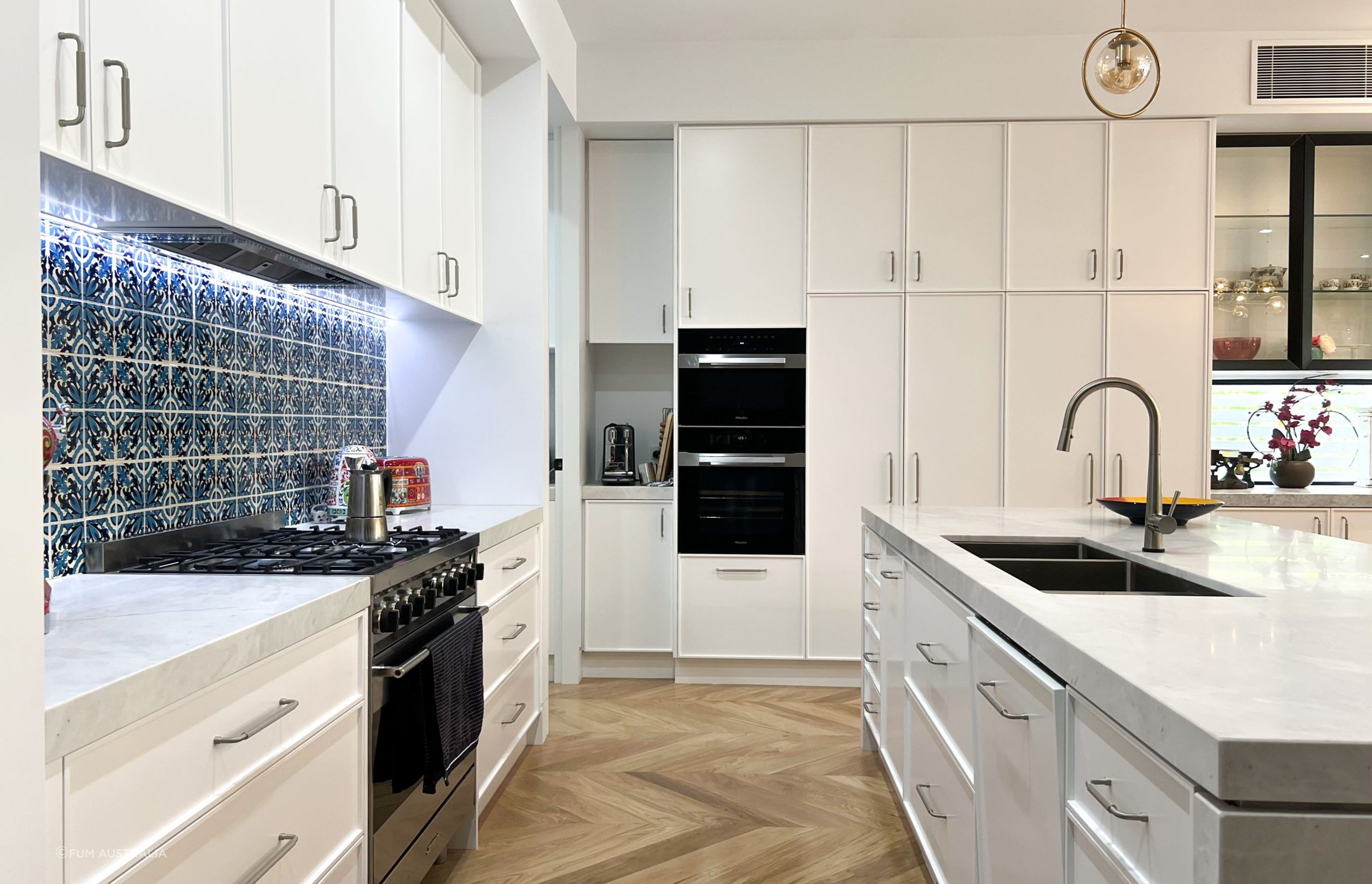 Hyper-White-KitchenBalwyn-Property2-1-scaled-v3.jpg