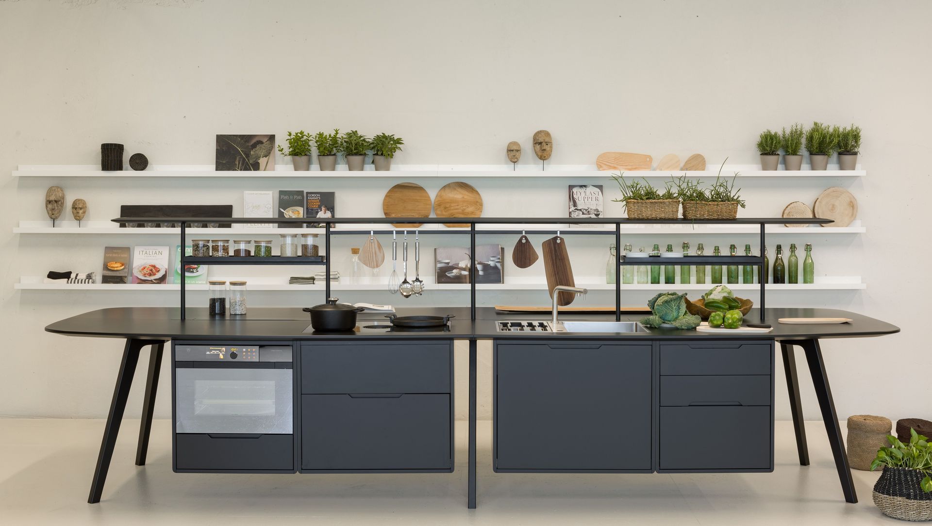 Wing Kitchen banner