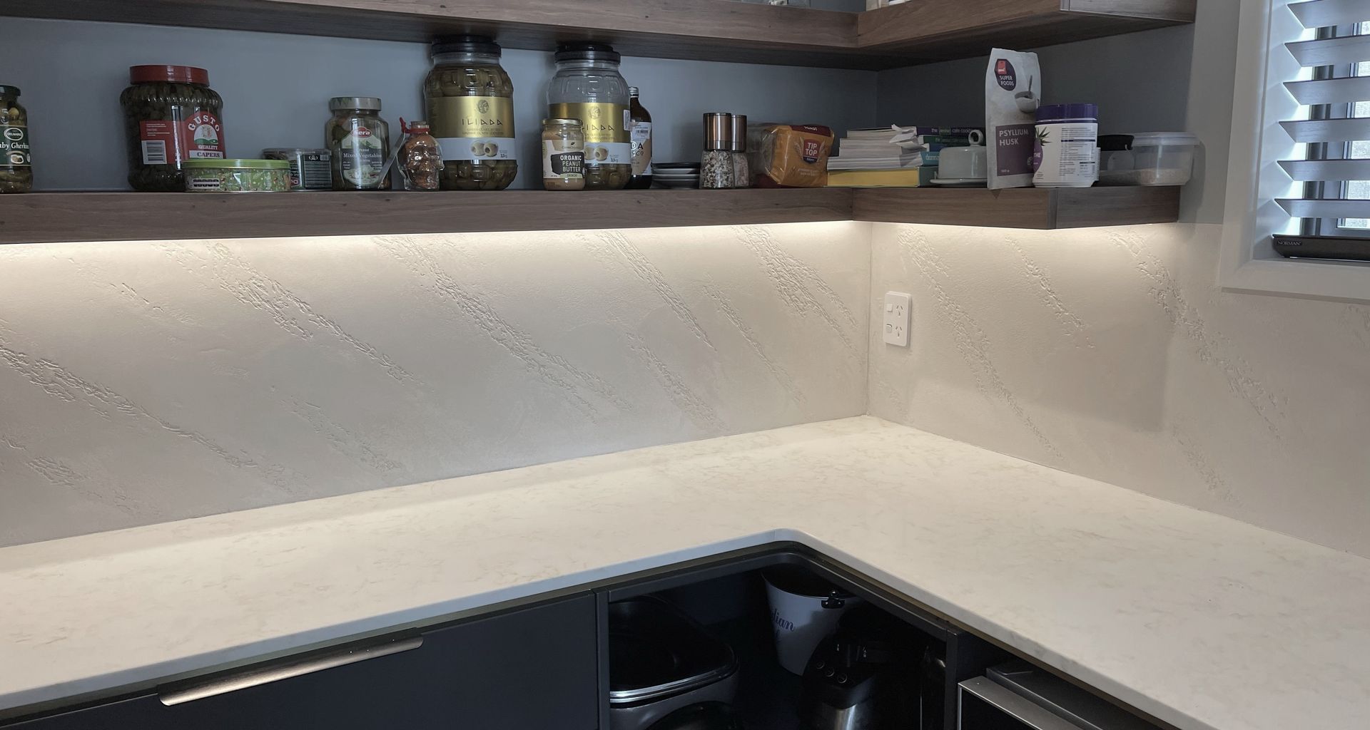 Kitchen and Scullery splashback, Split Stone banner