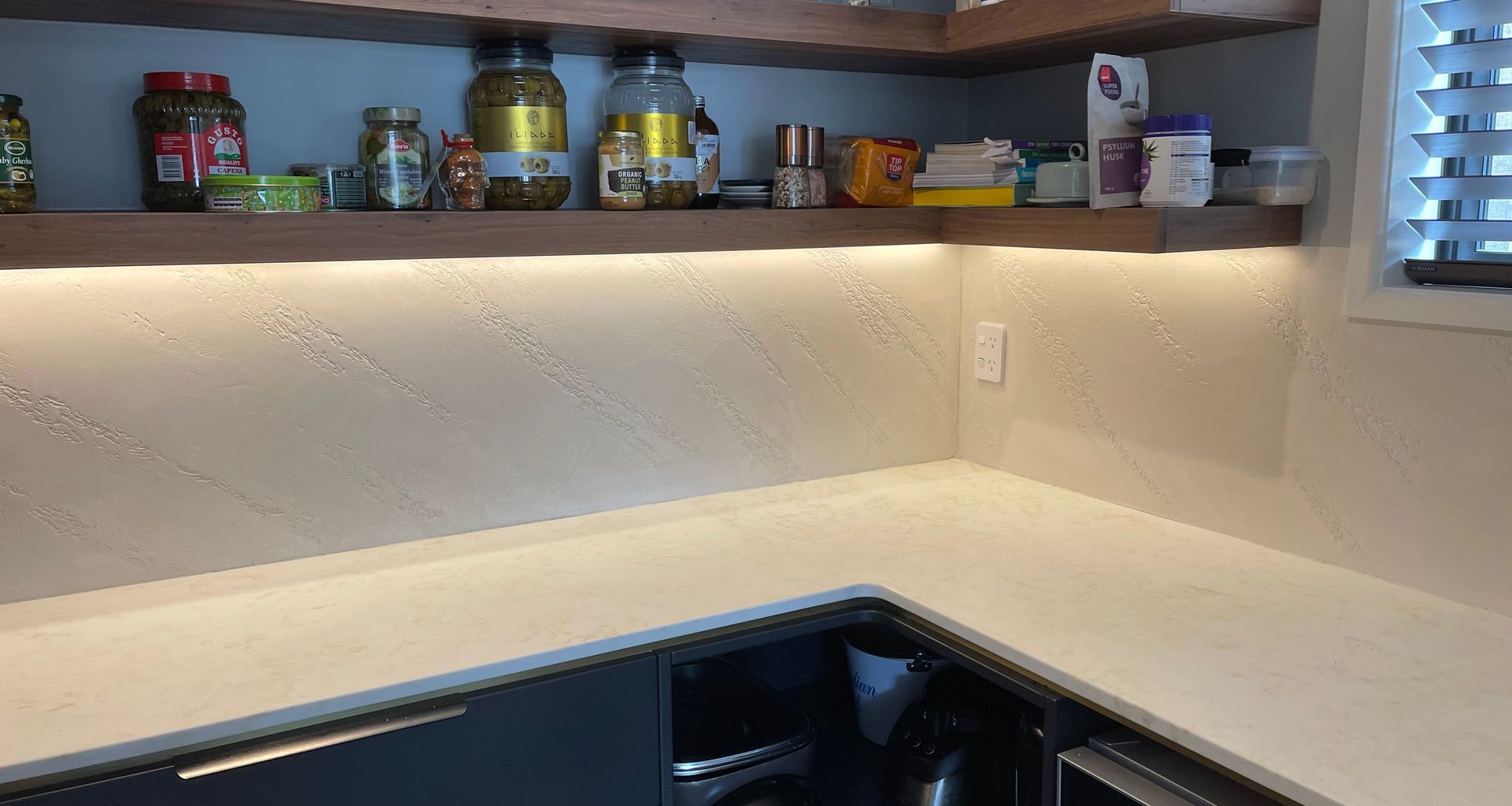 Kitchen and Scullery splashback, Split Stone banner