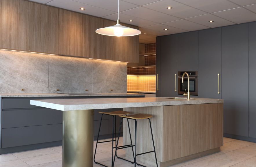 Showroom Kitchen by Fluid Interiors — Bespoke Design Meets Modern Functionality