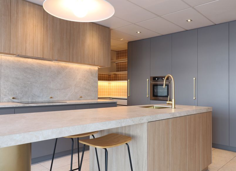 Showroom Kitchen by Fluid Interiors — Bespoke Design Meets Modern Functionality