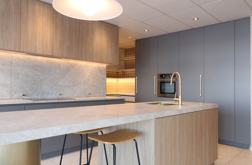 Showroom Kitchen by Fluid Interiors — Bespoke Design Meets Modern Functionality