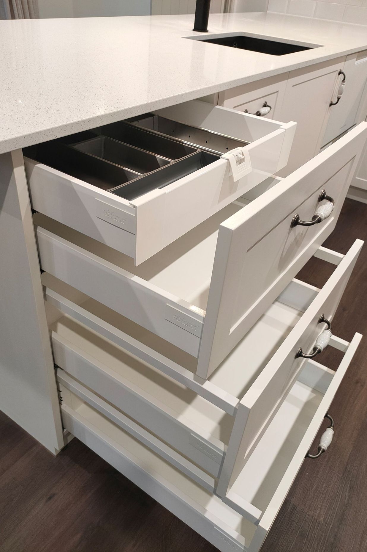 Ronda Style Kitchen
