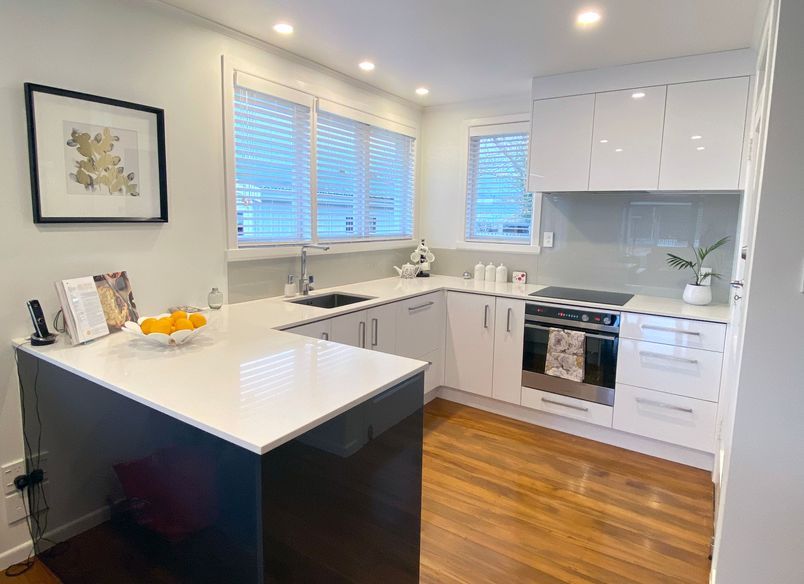 Elliott Kitchen