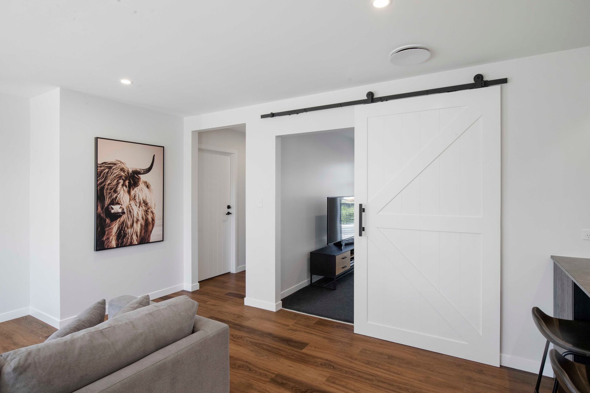 Urban MonoChrome Home