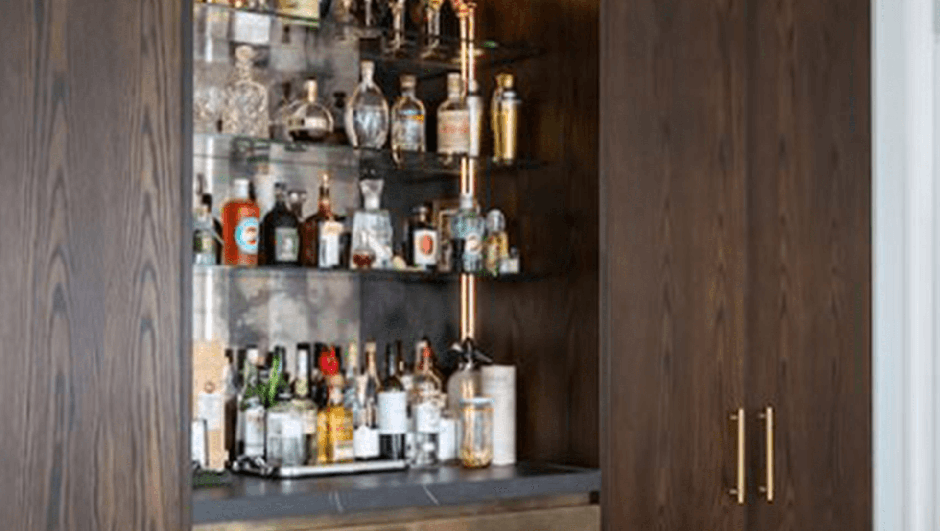 Mt Eden Villa Renovation – Bar Kitchen & Living banner