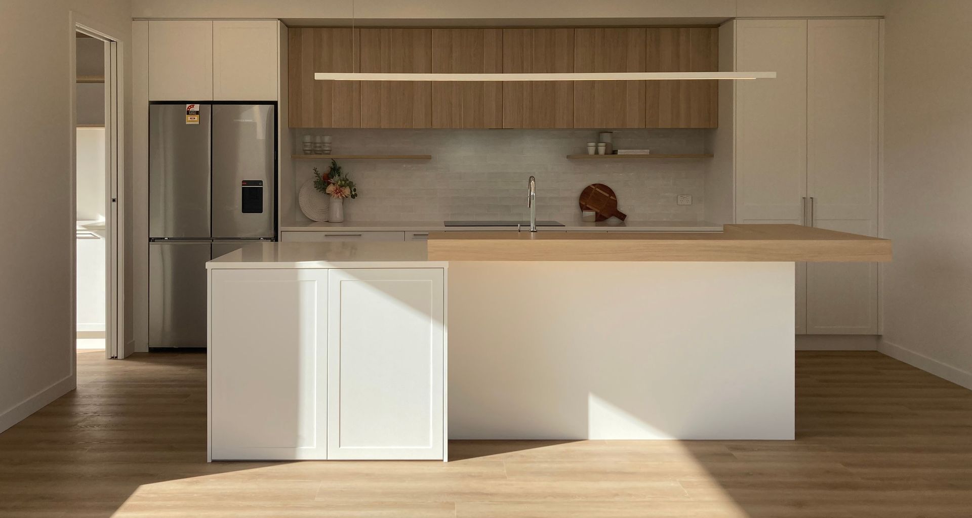 Profiled Doors and Feature Island Seating banner