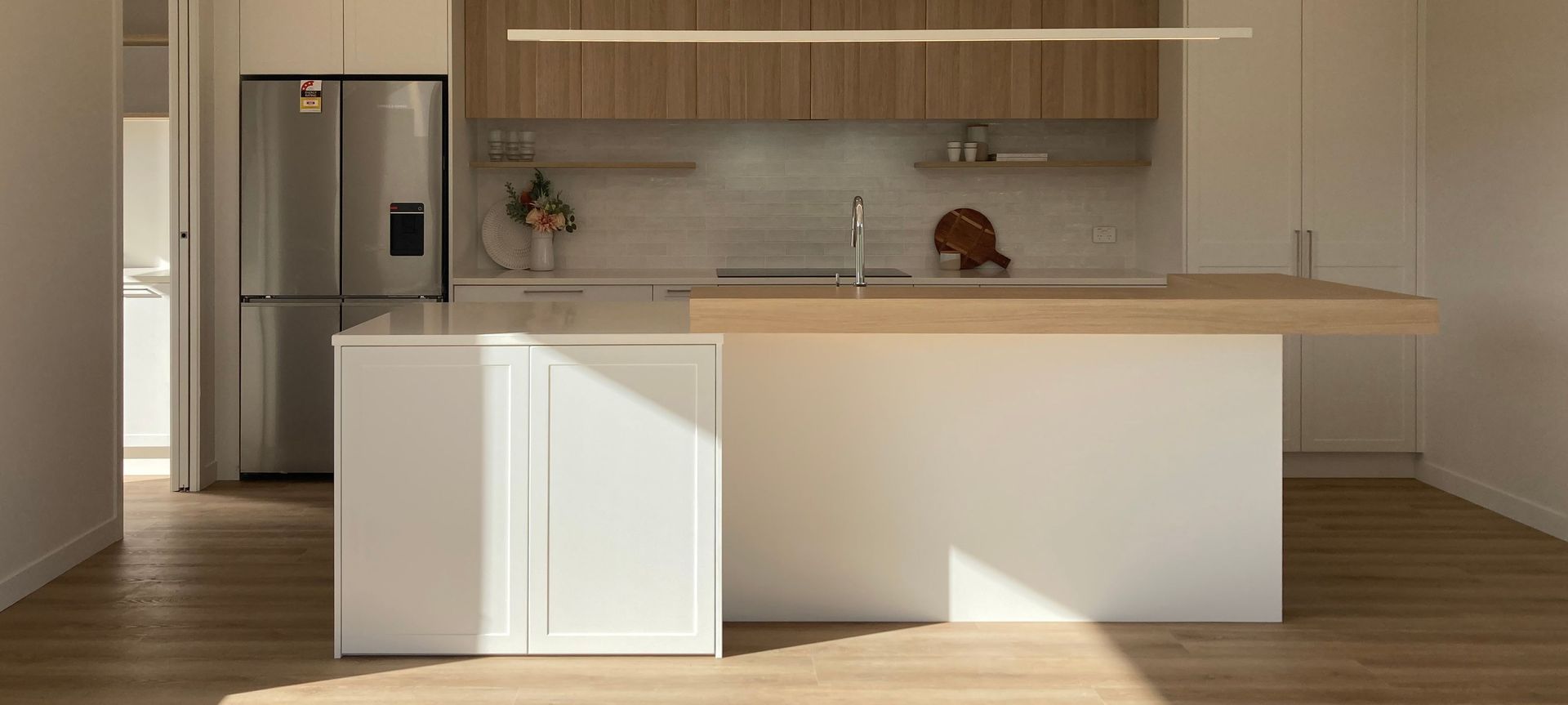 Profiled Doors and Feature Island Seating banner