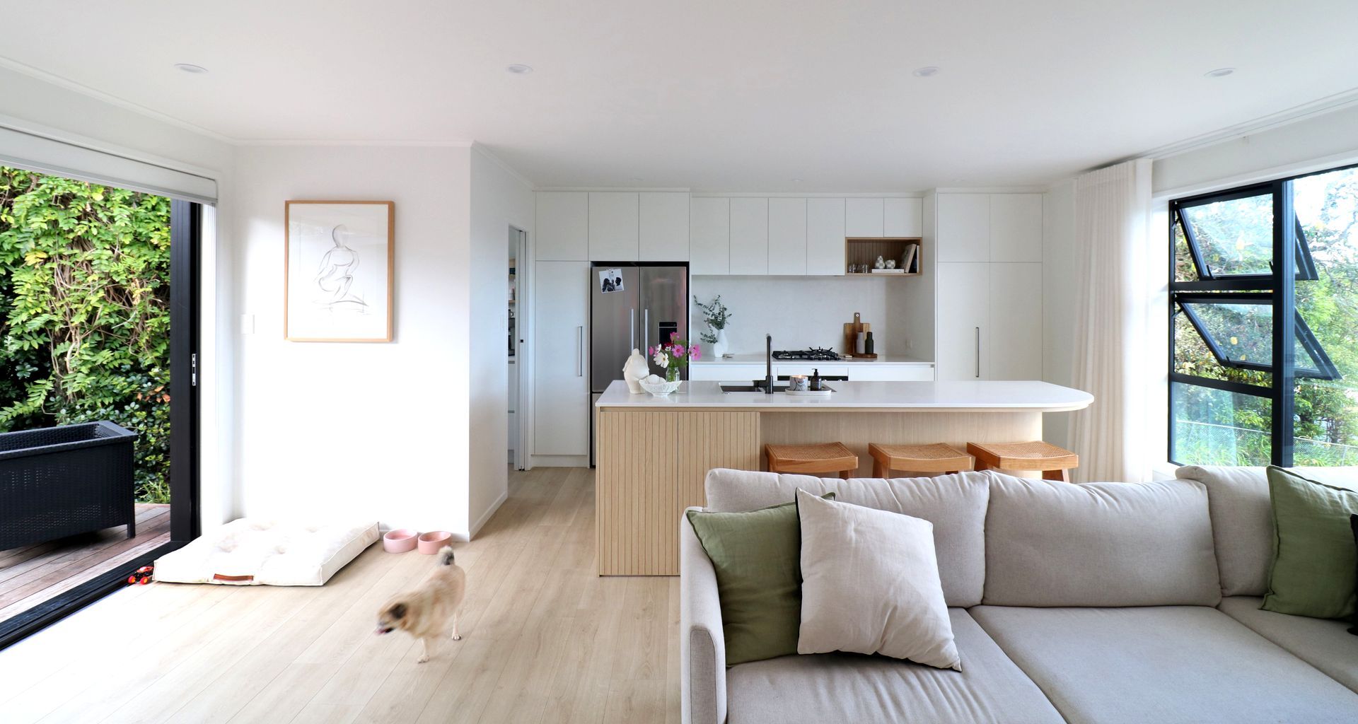 Curved Island, Auckland banner