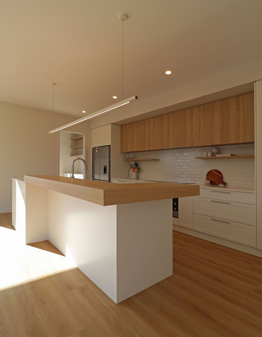 Profiled Doors and Feature Island Seating