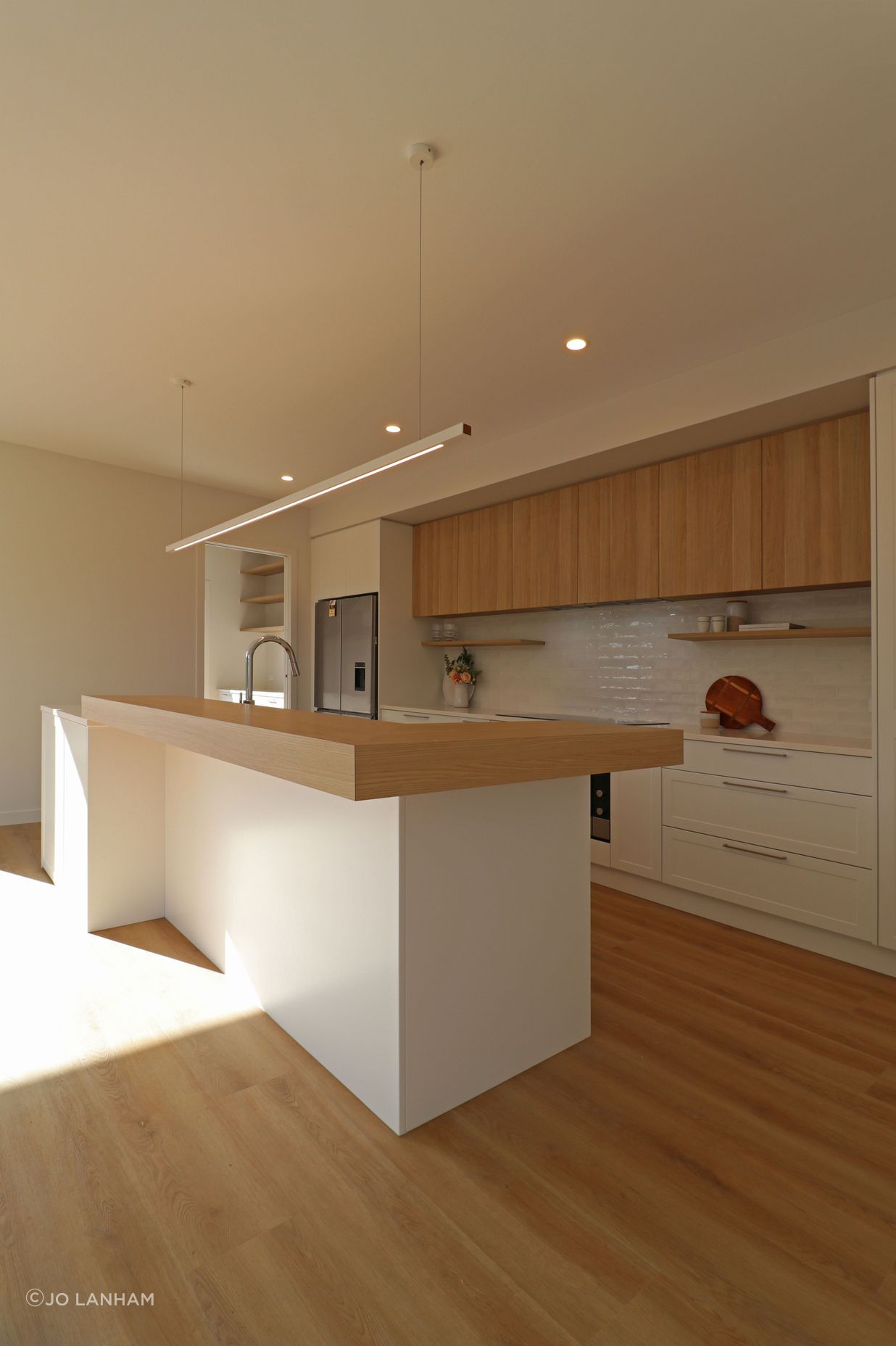 Profiled Doors and Feature Island Seating