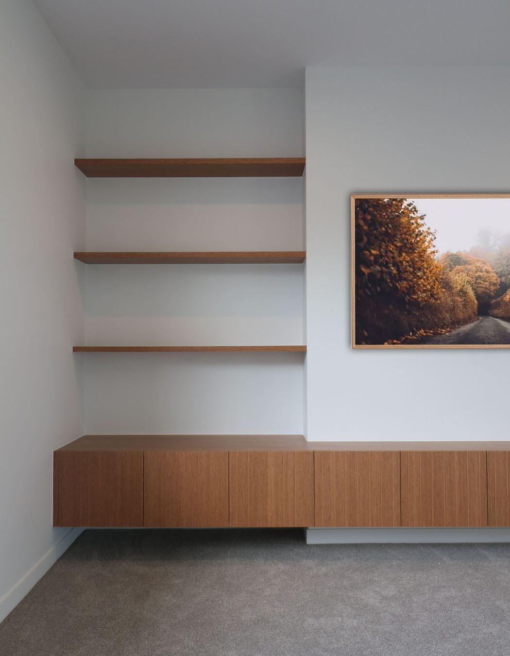 Profiled Doors and Feature Island Seating