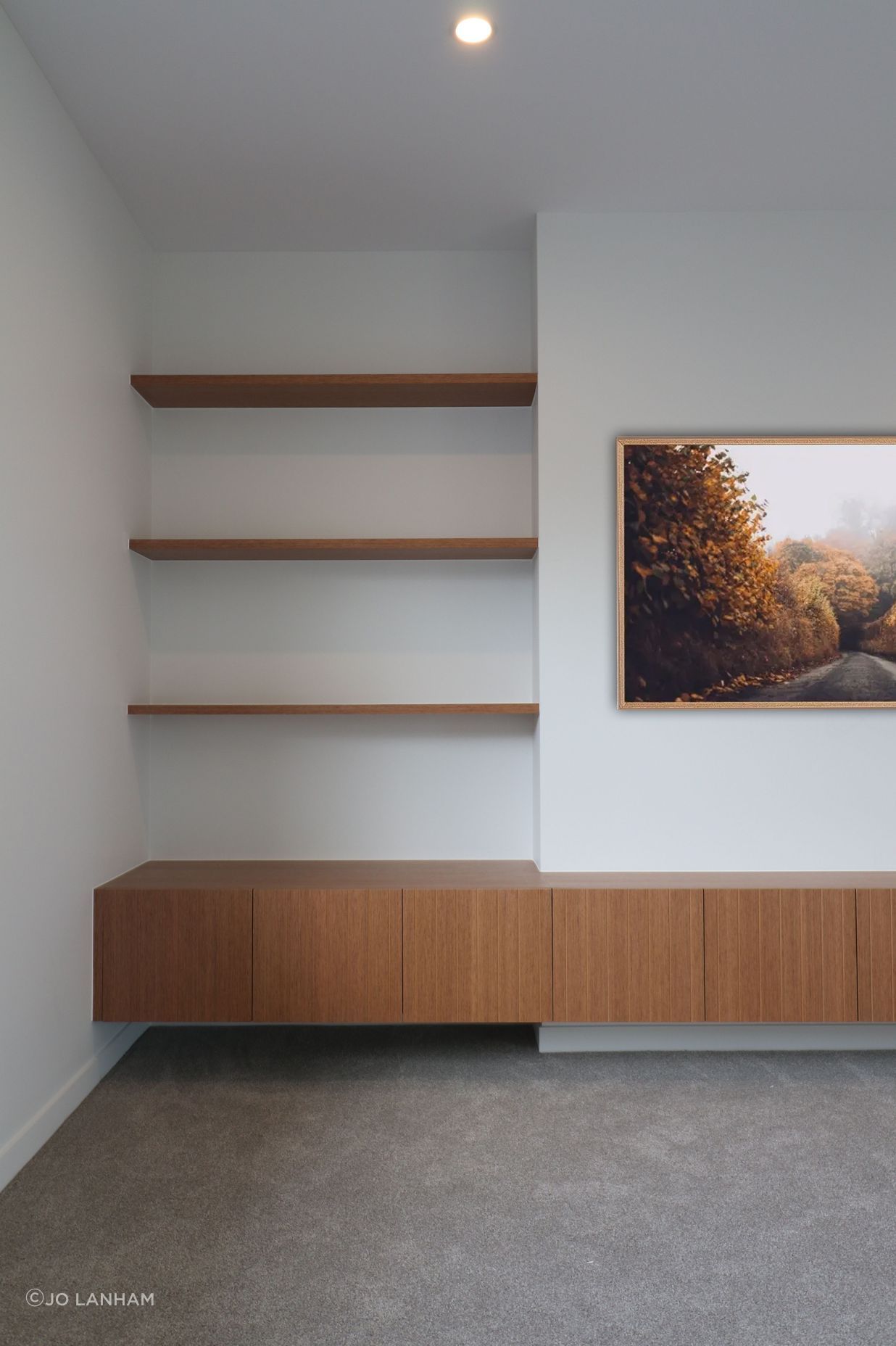 Profiled Doors and Feature Island Seating