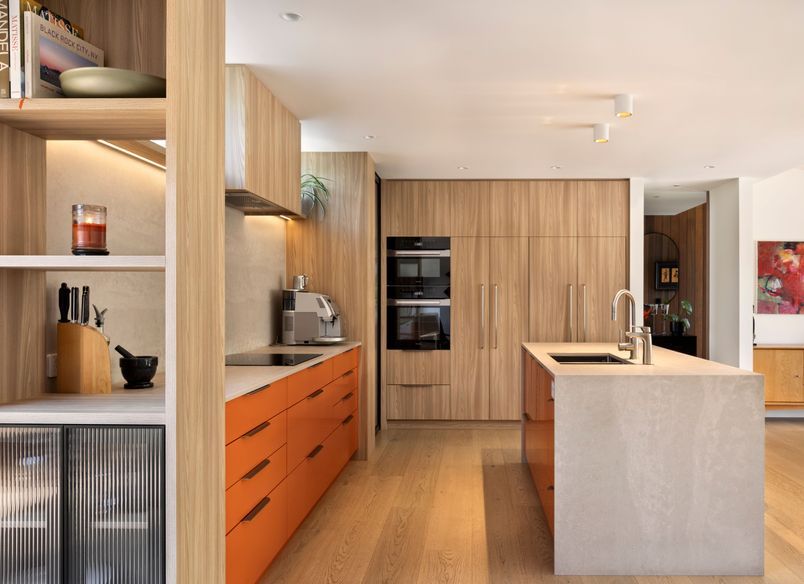 Inviting Colours on the Shore