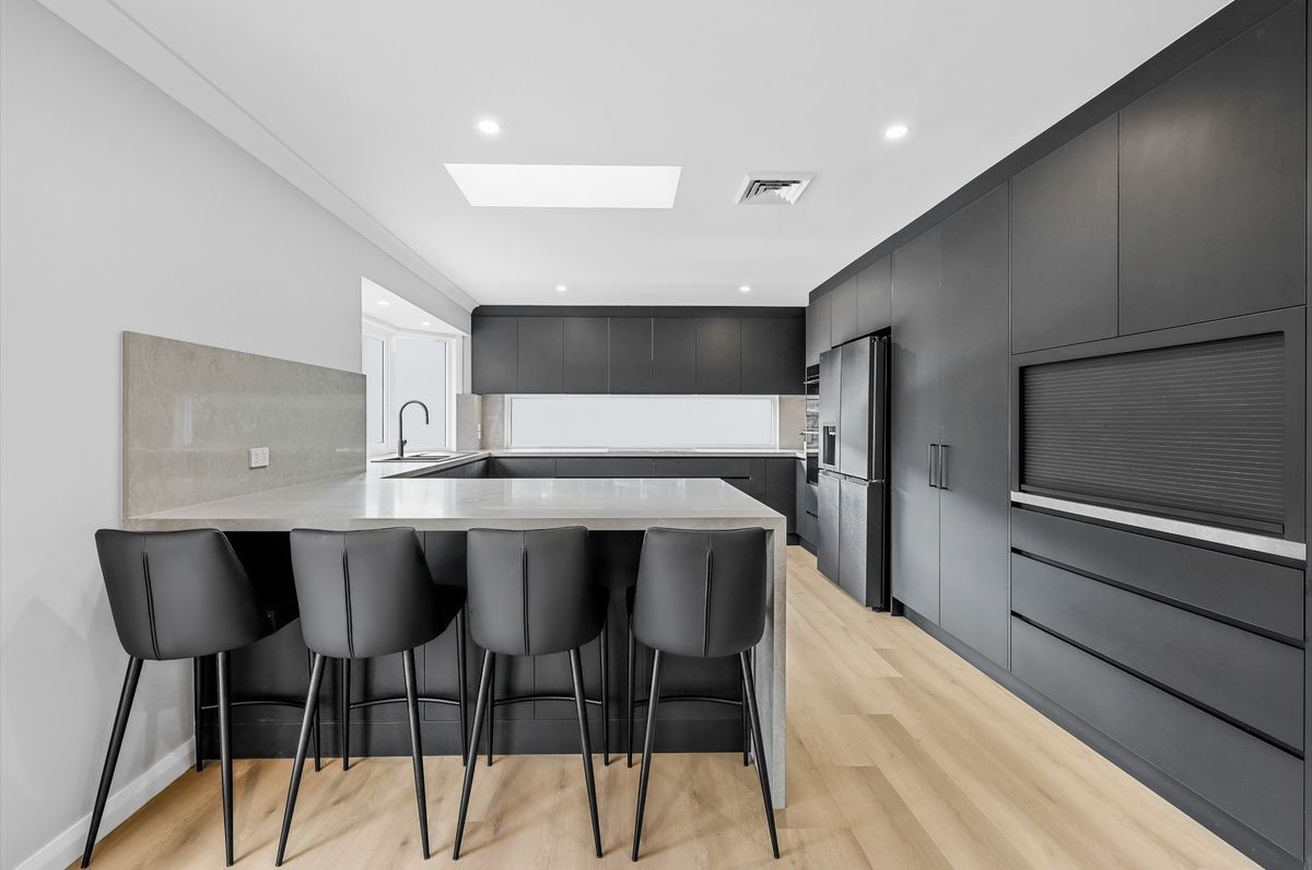 Glenhaven contemporary style black kitchen