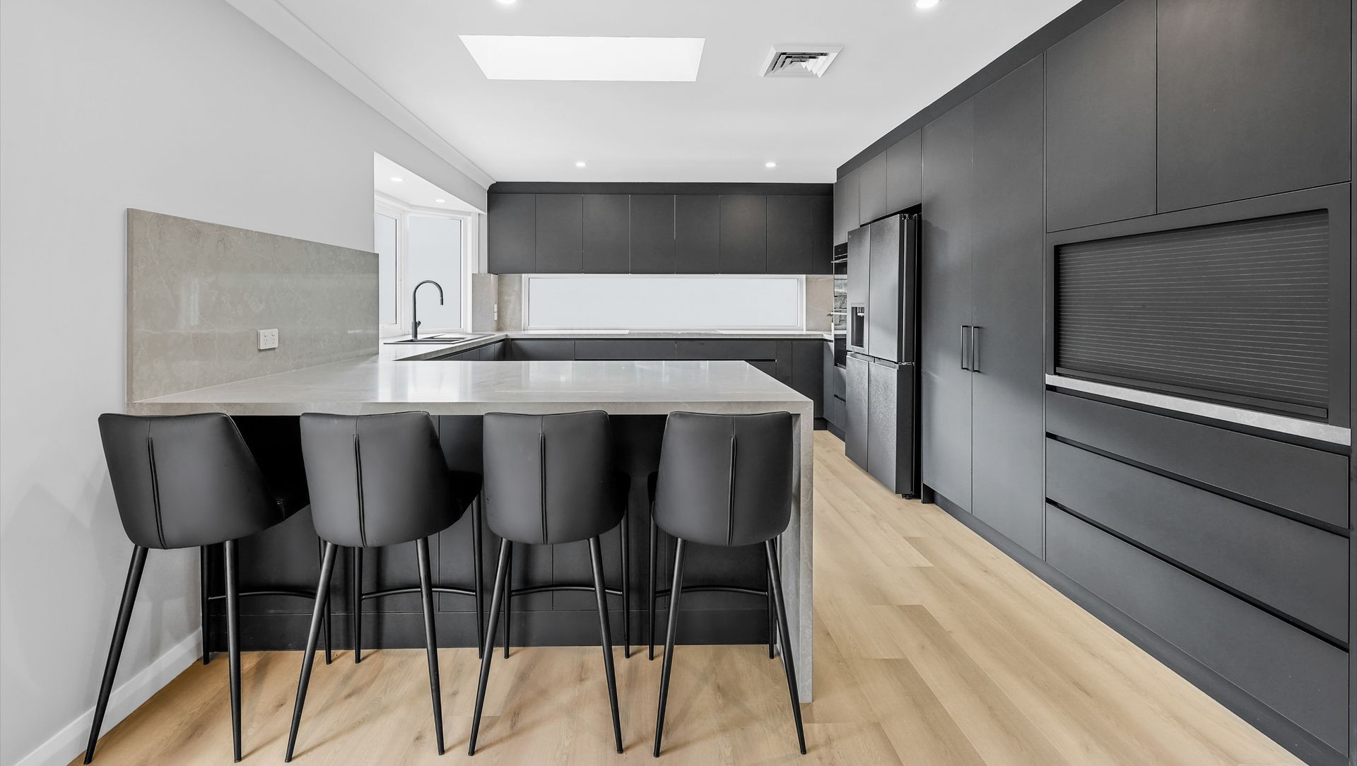 Glenhaven contemporary style black kitchen banner