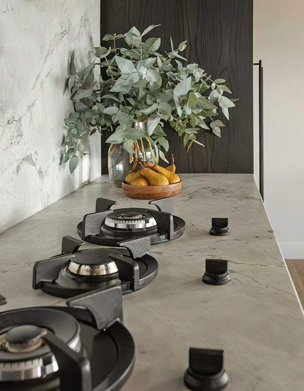 Kitchen & Bar Suede + Stone Showroom 2021