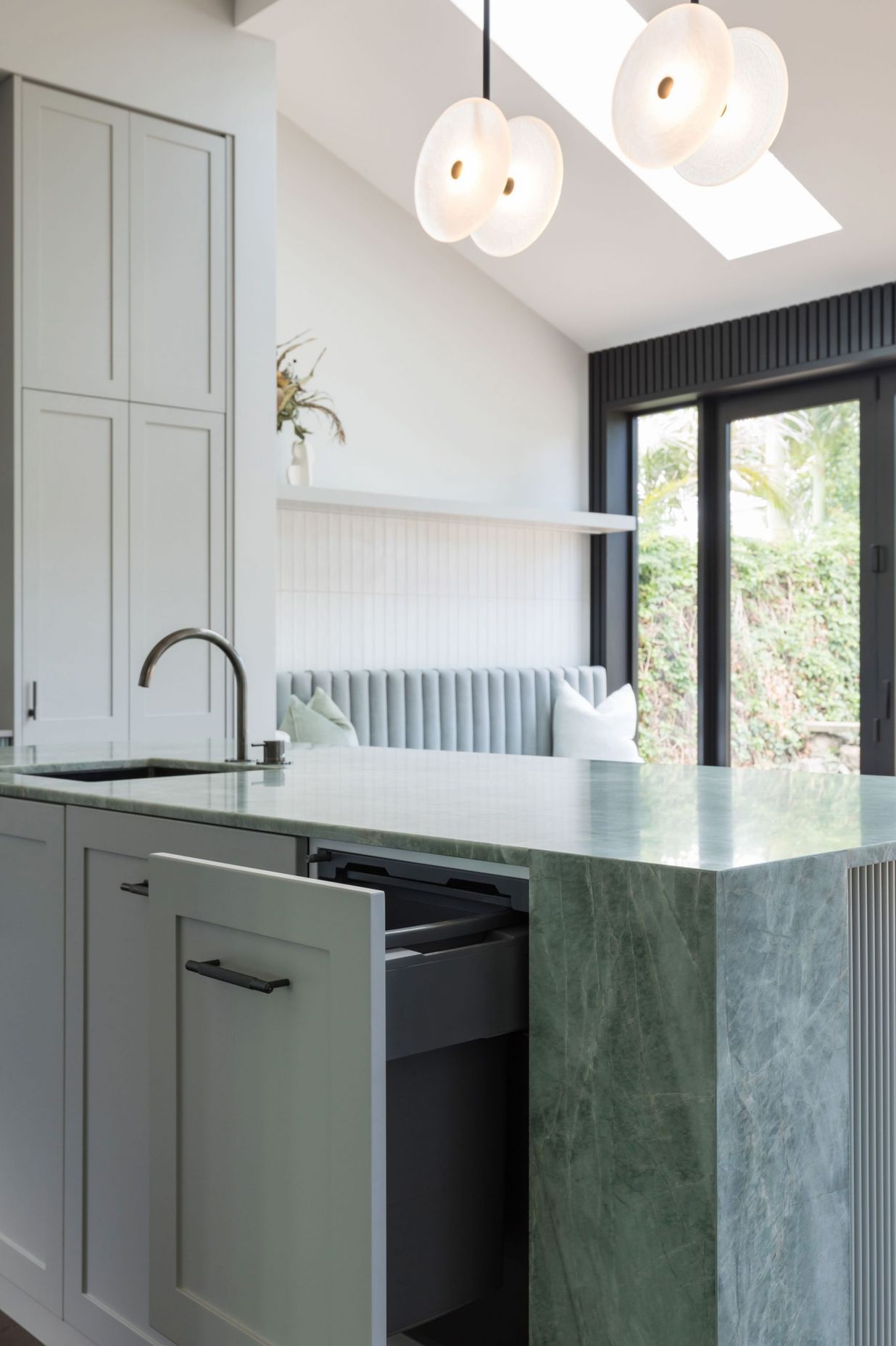 Kingsland Kitchen, Bell Road