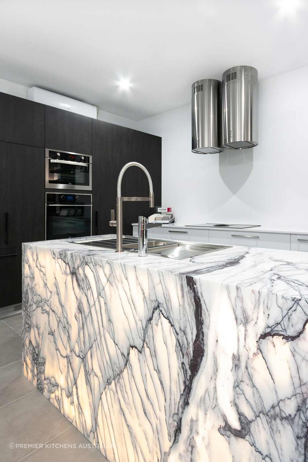 Kitchen-Design-Showroom-Silestone-blanco-zeus-Premier-Kitchens-Drummoyne-kitchen-display-7b.jpg