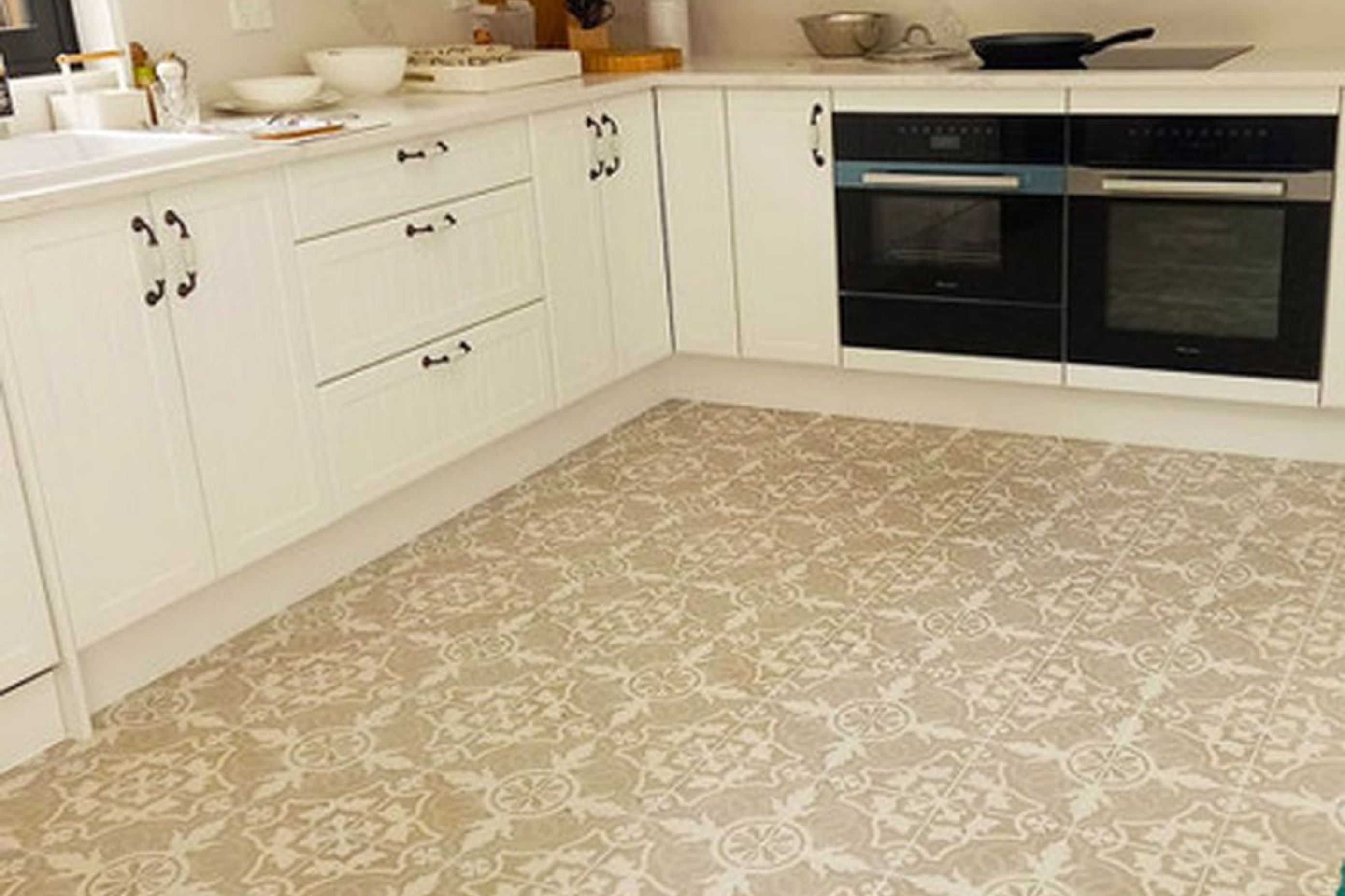 Kitchen-Tiling3-v2.jpg