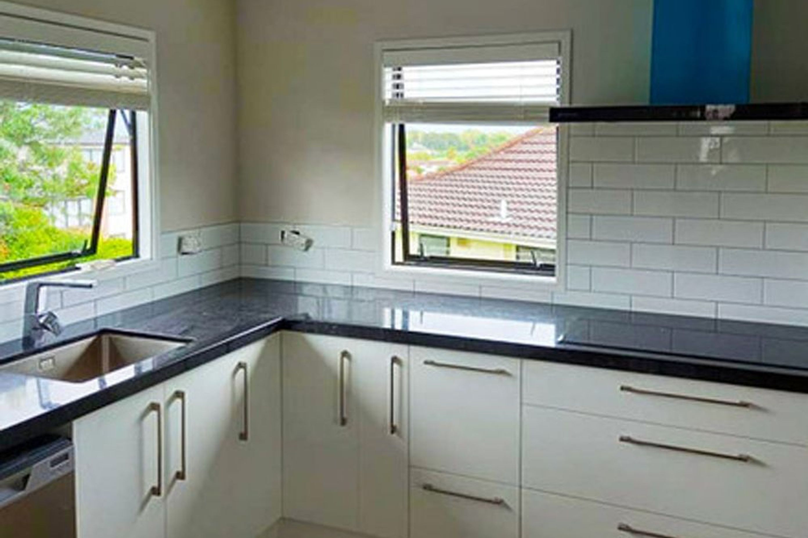 Kitchen-Tiling4-v3.jpg