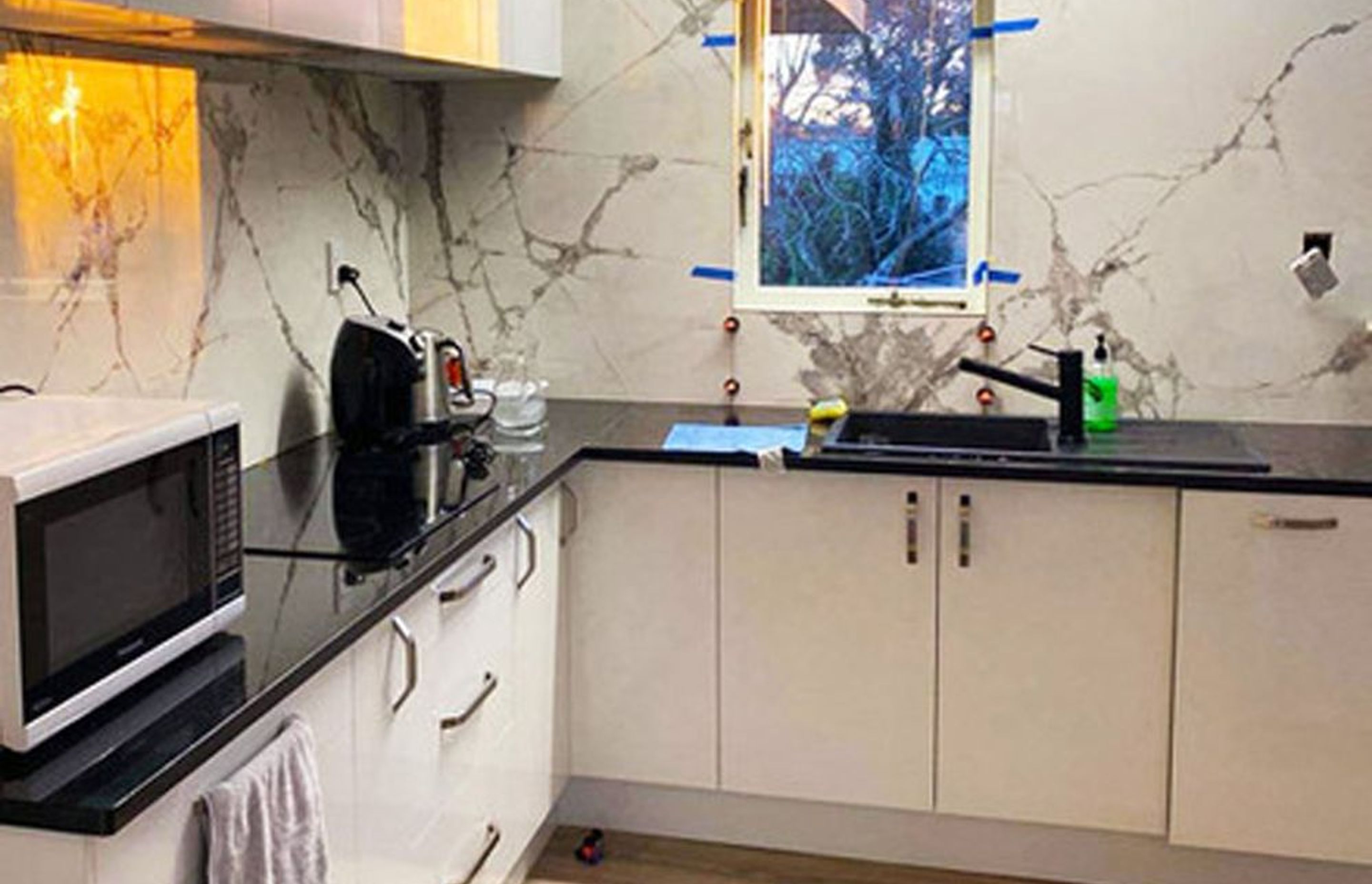 Kitchen-Tiling5-v2.jpg