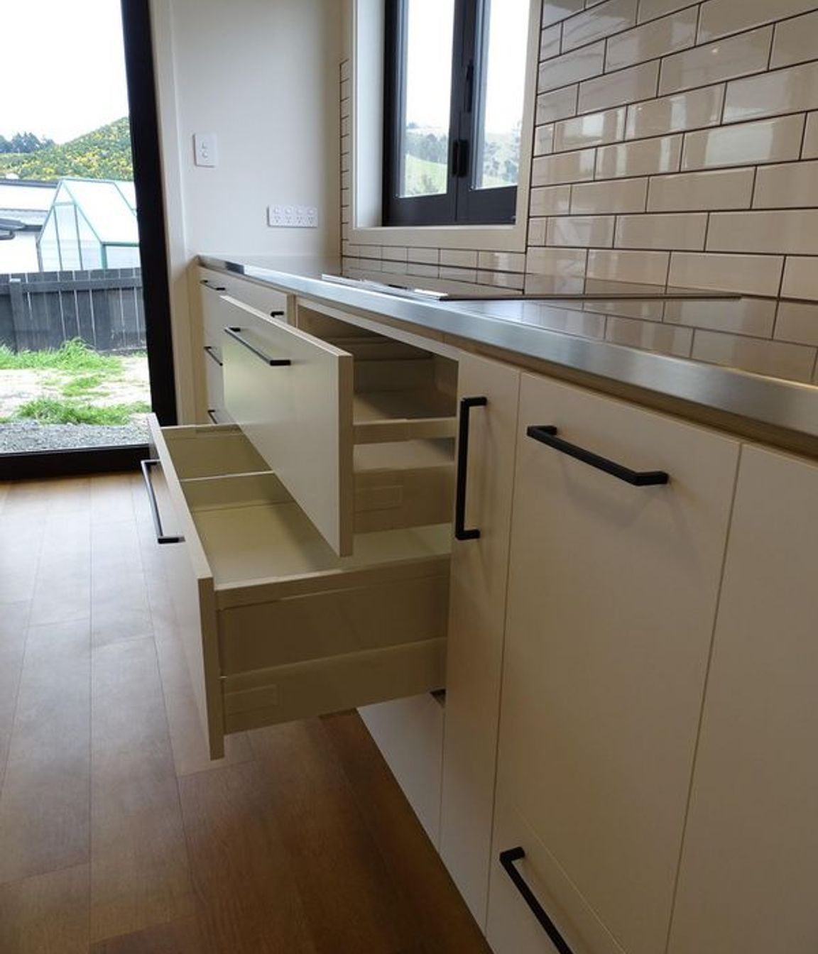 Kitchen drawers