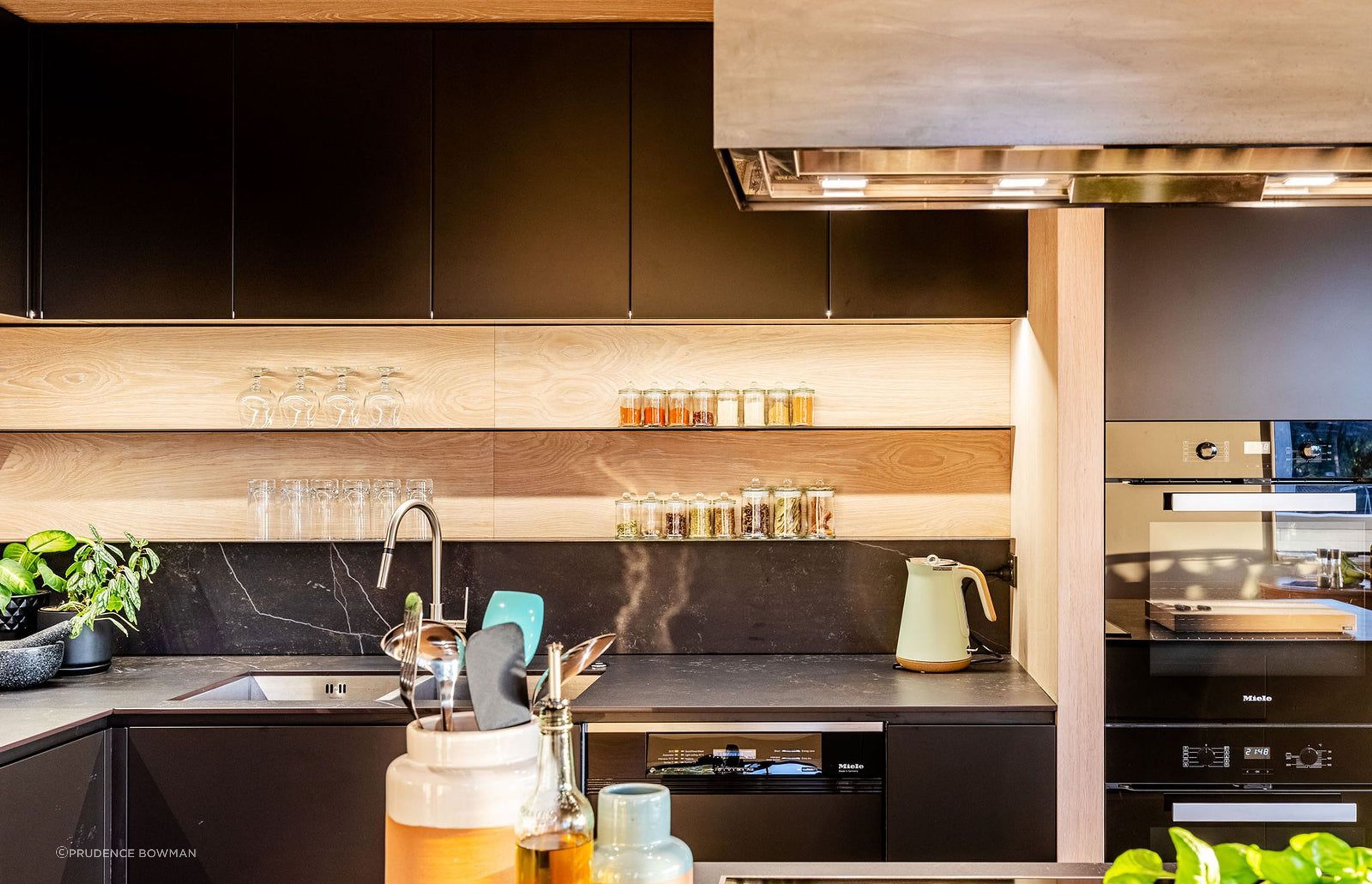 KitchenLiving-81600x.jpg