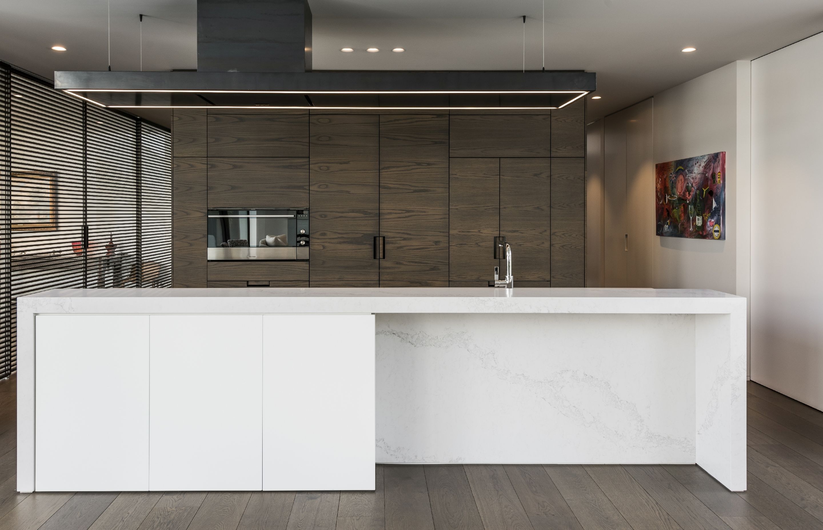 Bestwood Natural Veneer - American White Oak - Crown Cut. Davinia Sutton, Design by Davinia