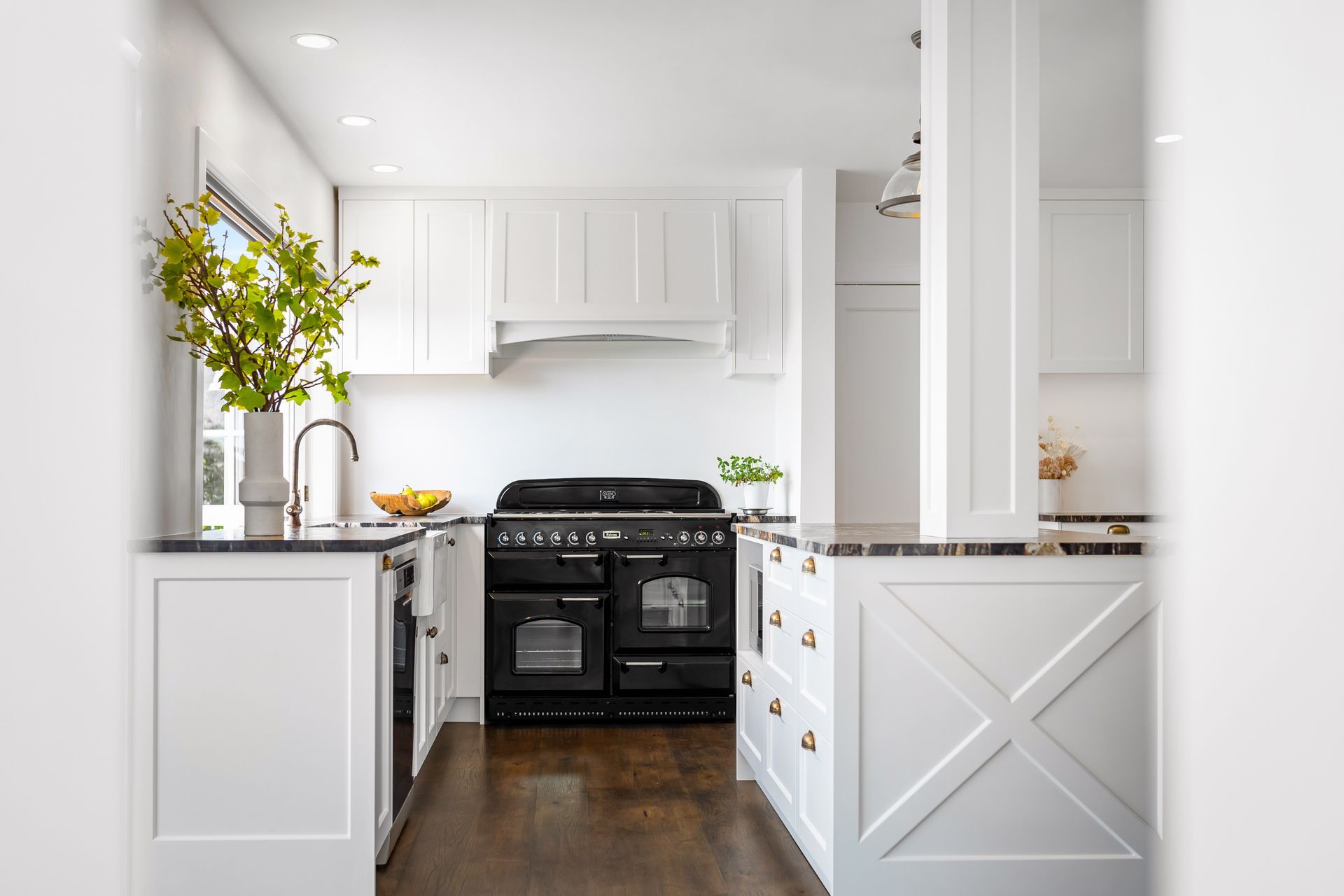 Kitchens by Perfect Lines