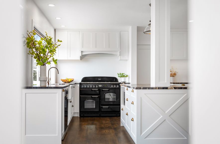 Kitchens by Perfect Lines