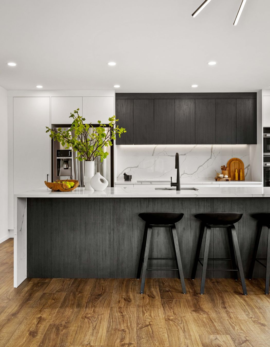 Kitchens by Perfect Lines