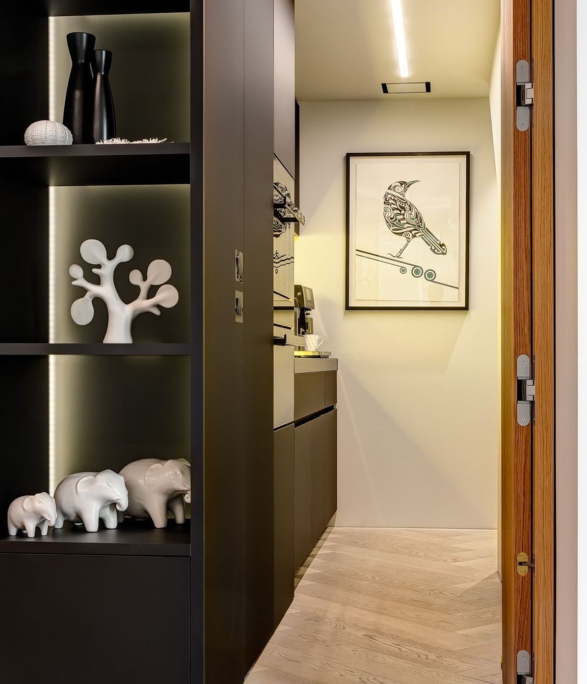 LivingDesignBellevueHeightsDSC8020-v3.jpg