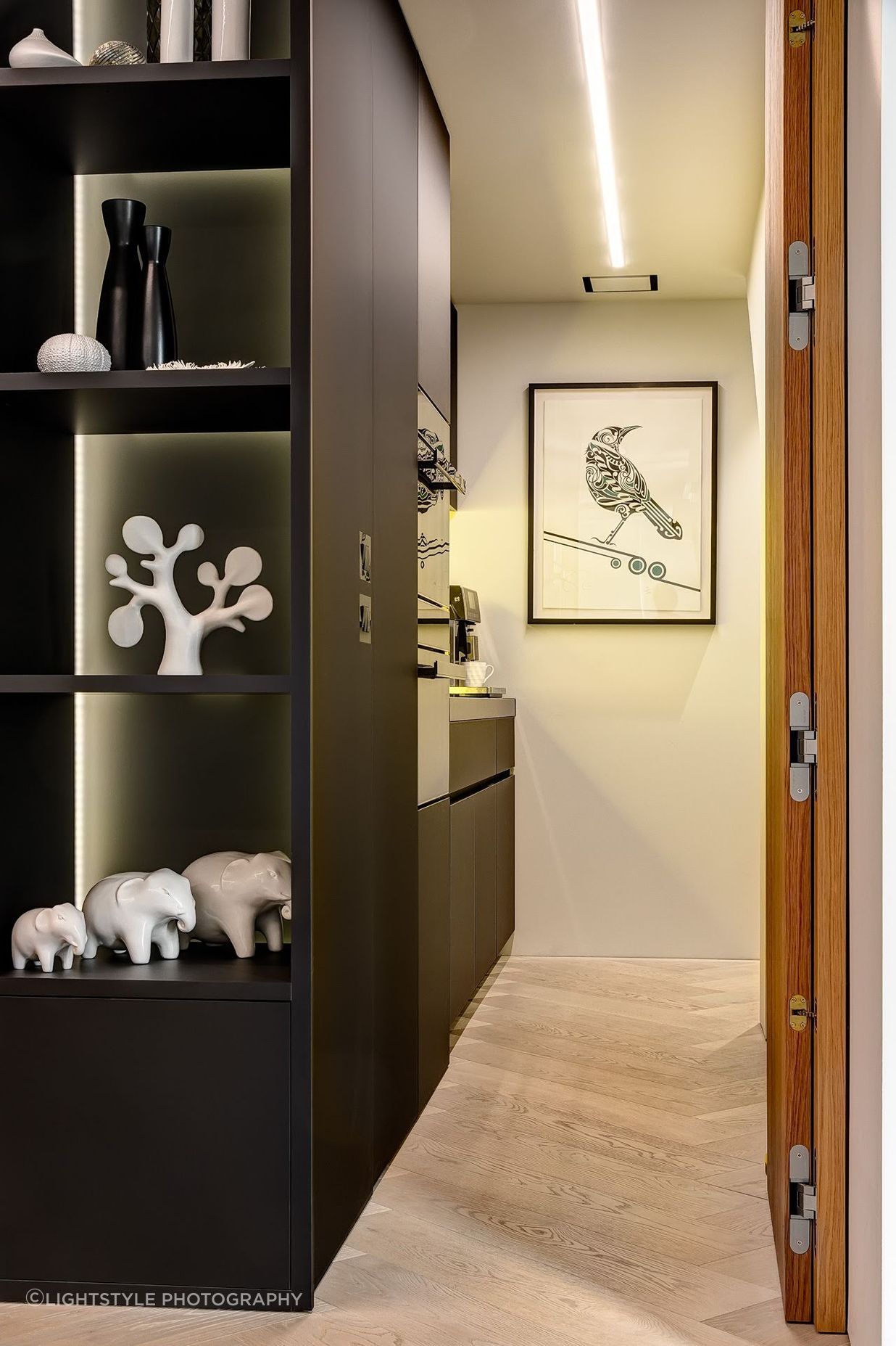 LivingDesignBellevueHeightsDSC8020-v3.jpg