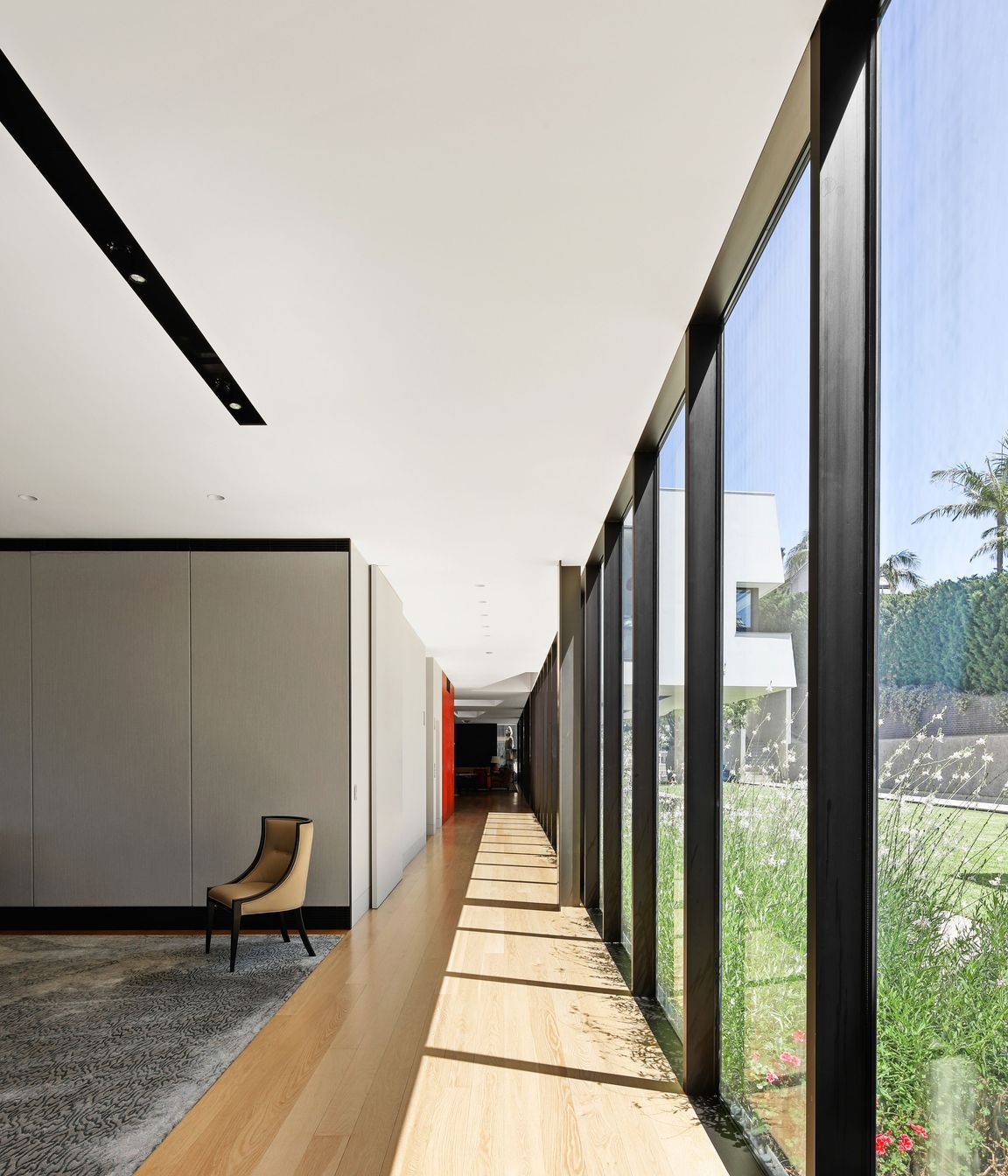 LonguevilleHouseFolioHighHall5.jpg