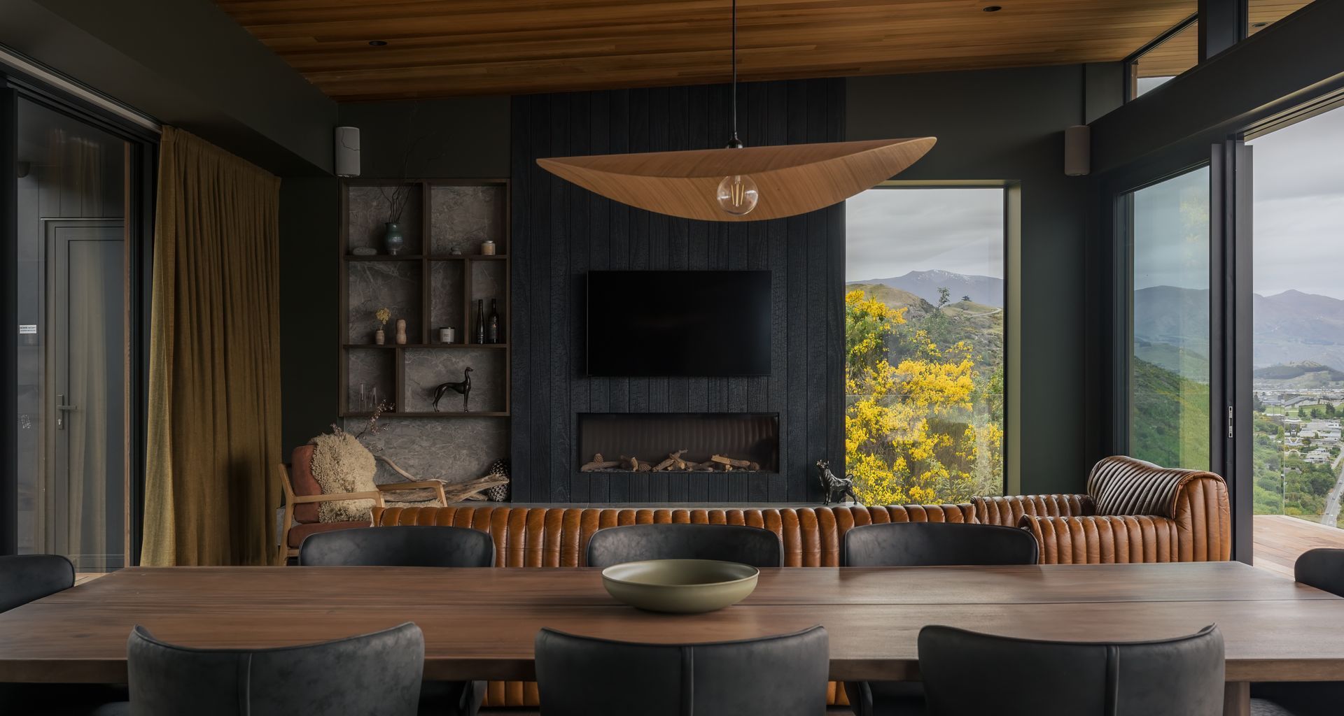 Luxury Apartment - Queenstown banner