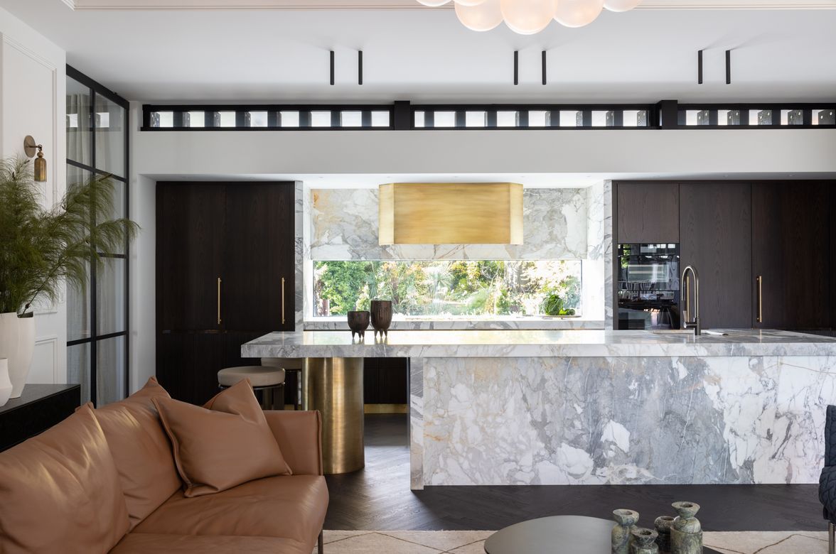 Calacatta Macchia Kitchen