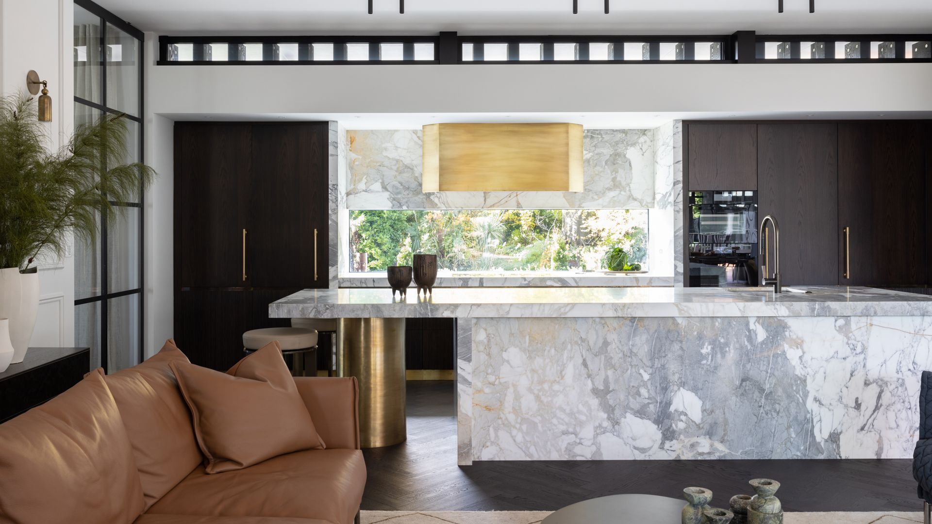 Calacatta Macchia Kitchen banner