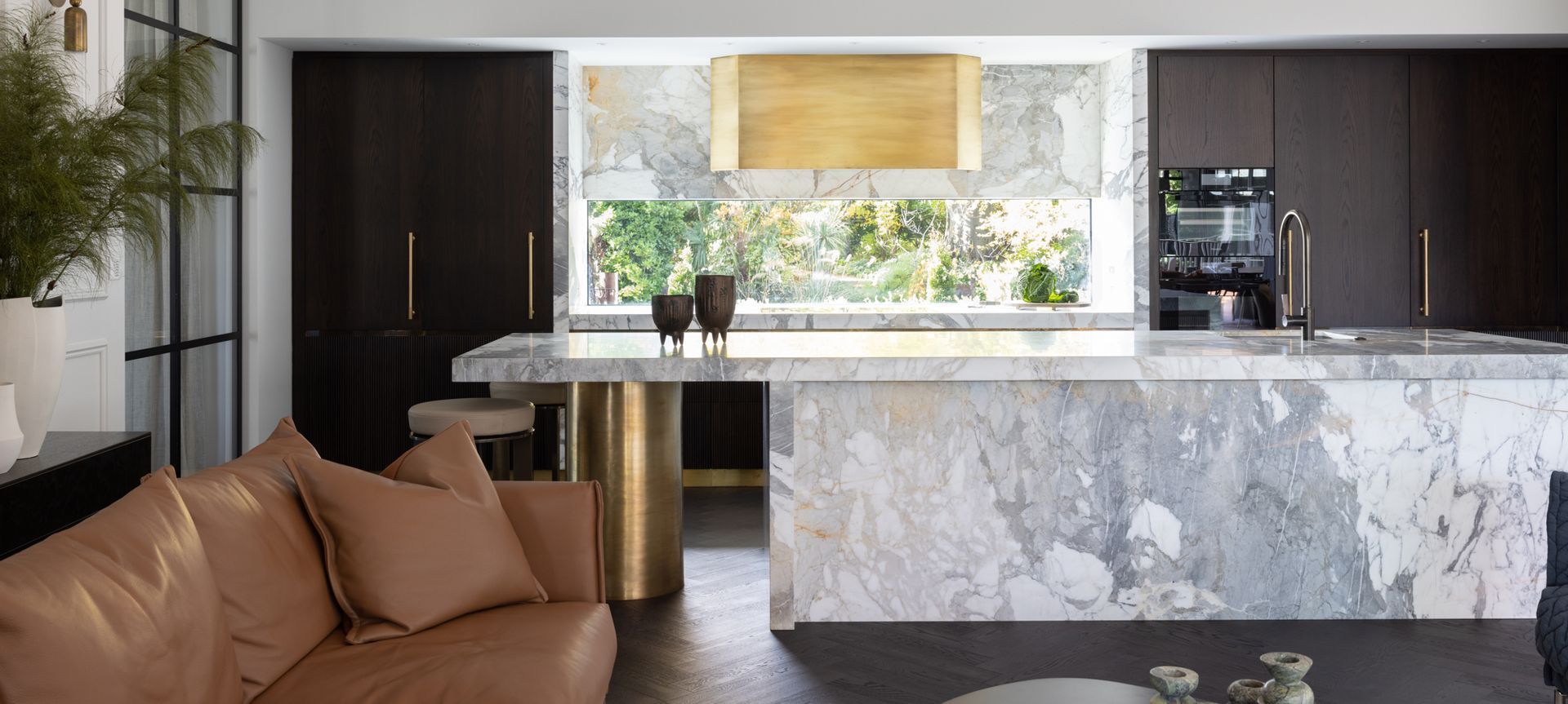 Calacatta Macchia Kitchen banner