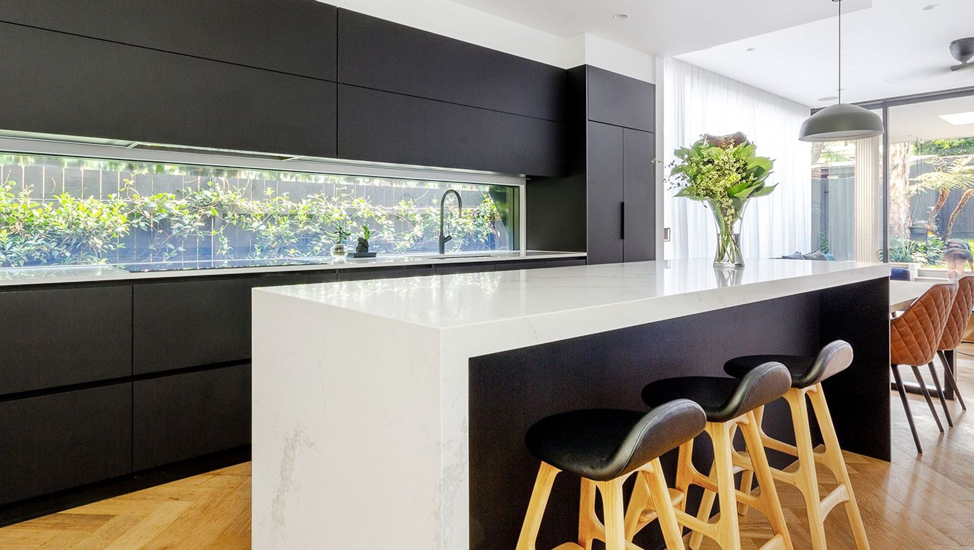 Minimalist Kitchen Design – Mosman banner
