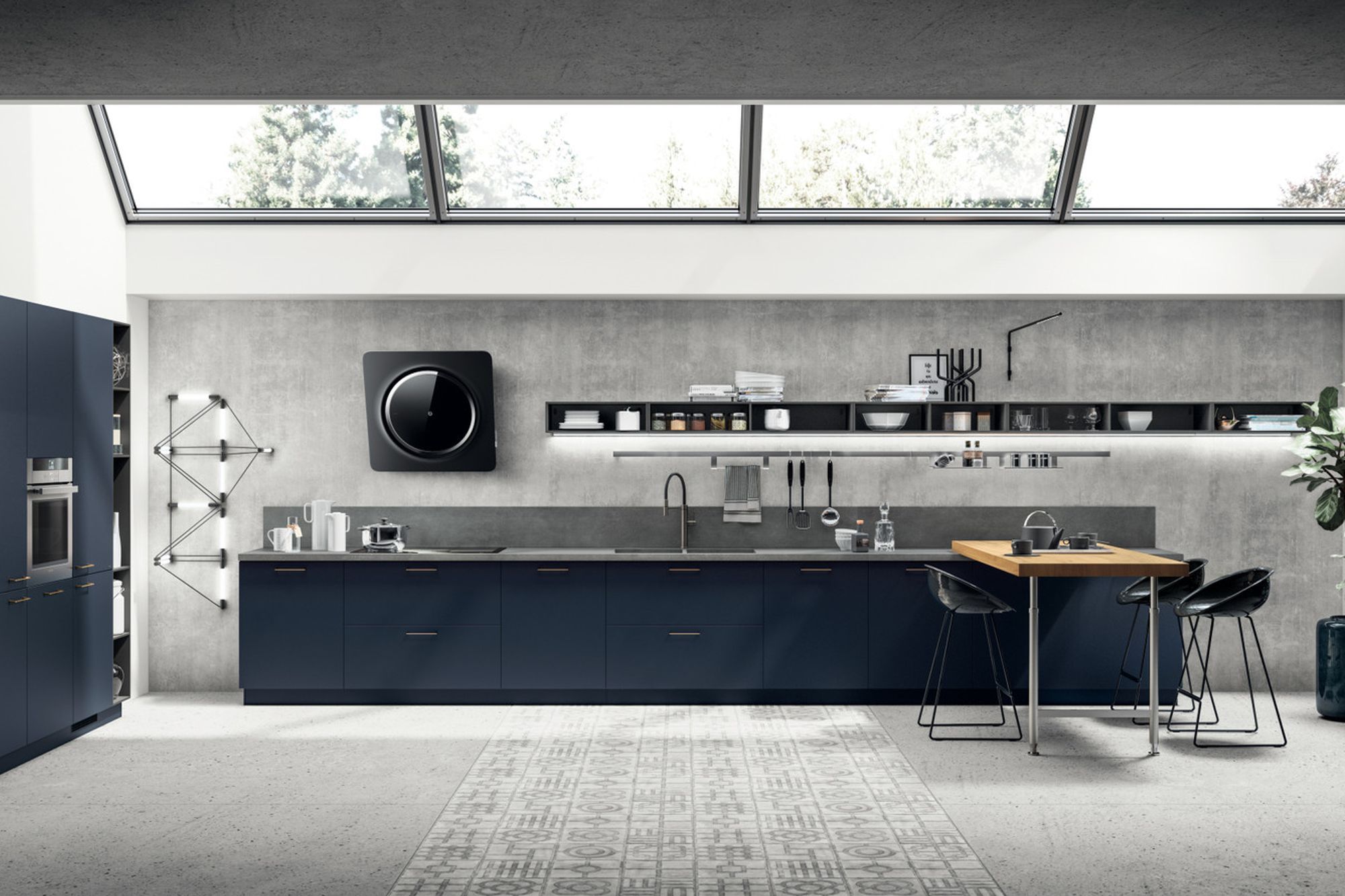 A modern kitchen with a notable navy feel: the new Moon Blue lacquered finish on the base units and tall units is matched perfectly by the breakfast bench in Nordik Oak fitted with Slender support.