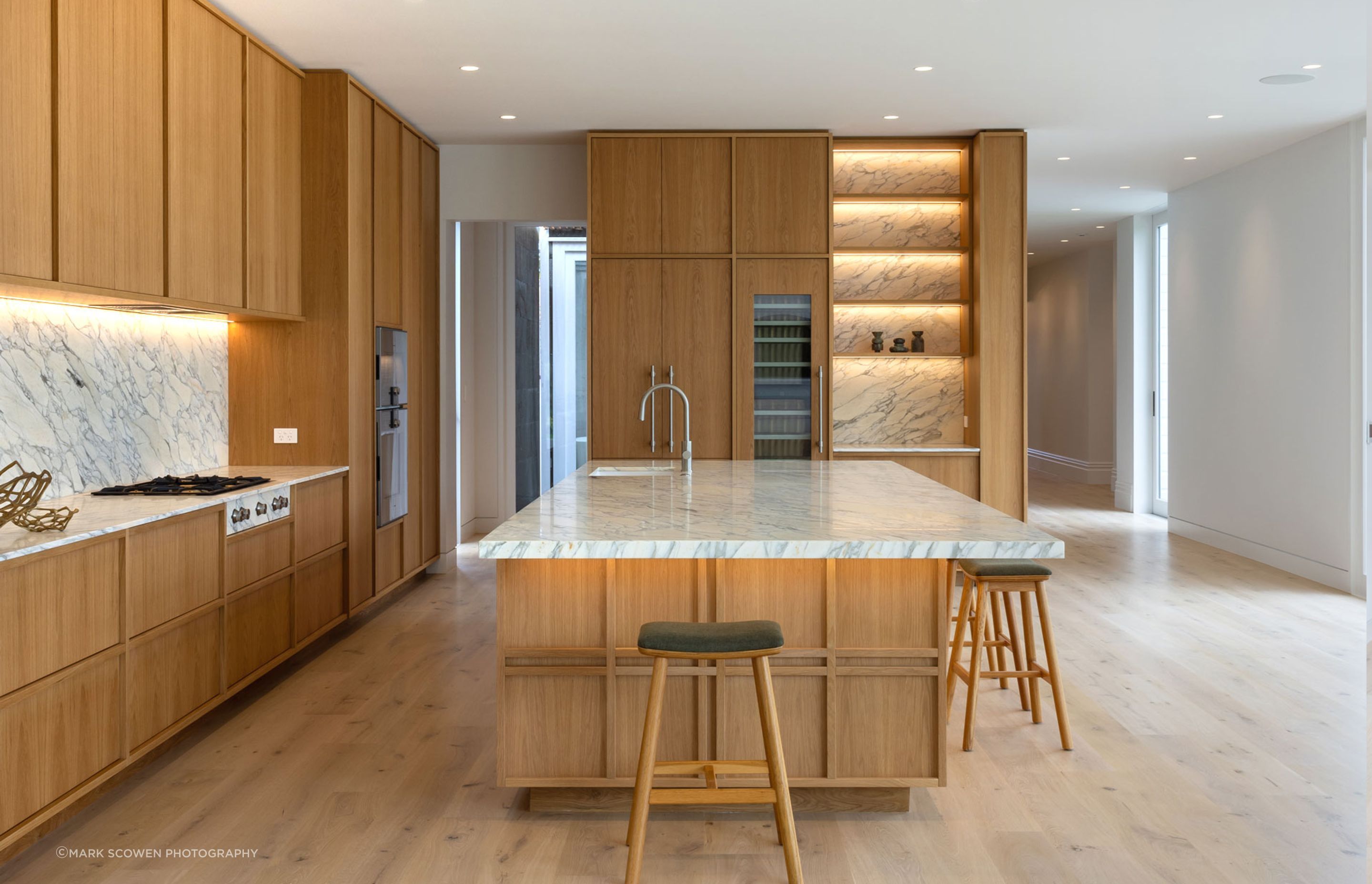 Neo-Design-custom-kitchen-oak-marble-shaker2.jpg