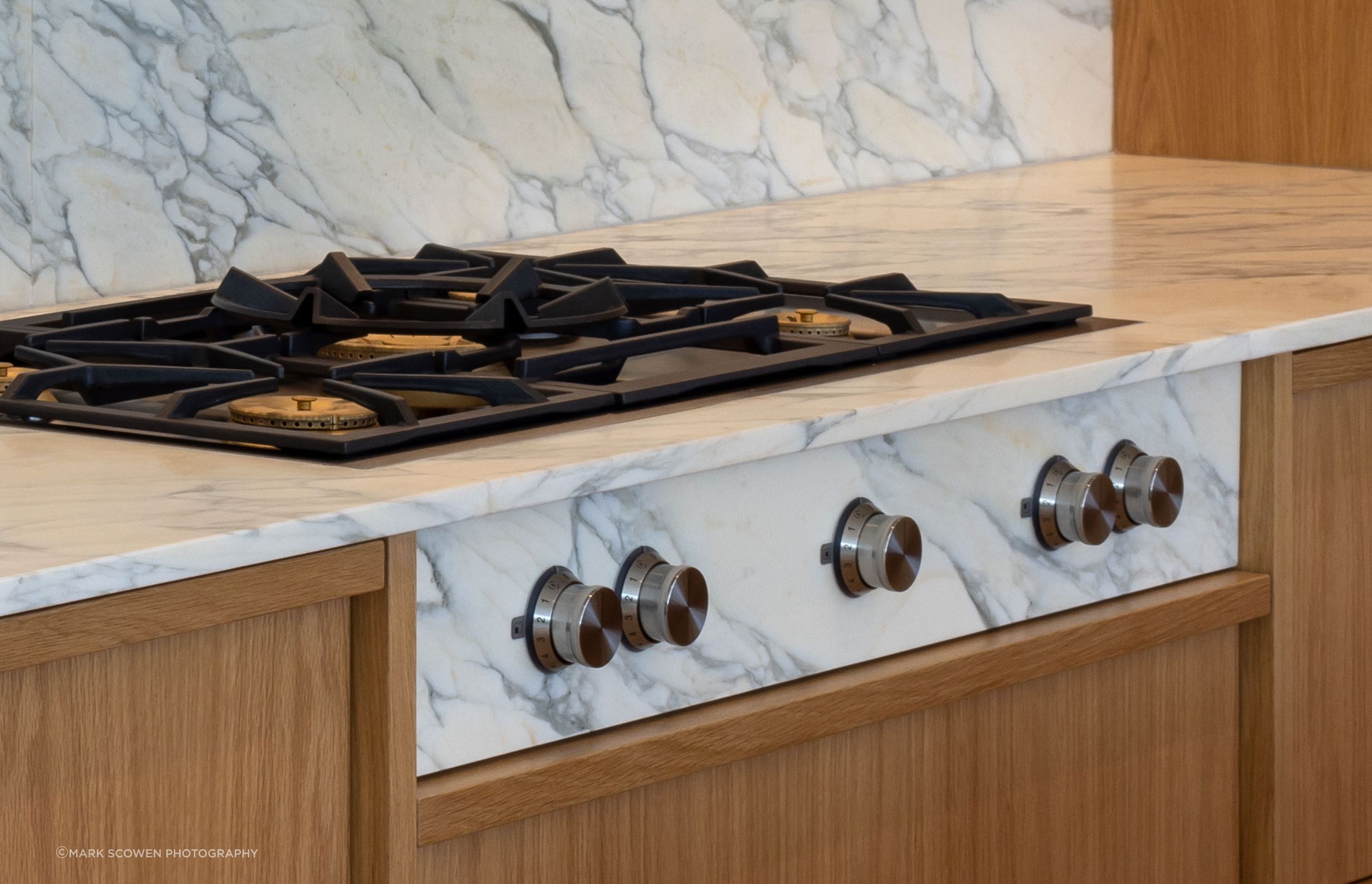 Neo-Design-custom-kitchen-oak-marble-shaker6.jpg