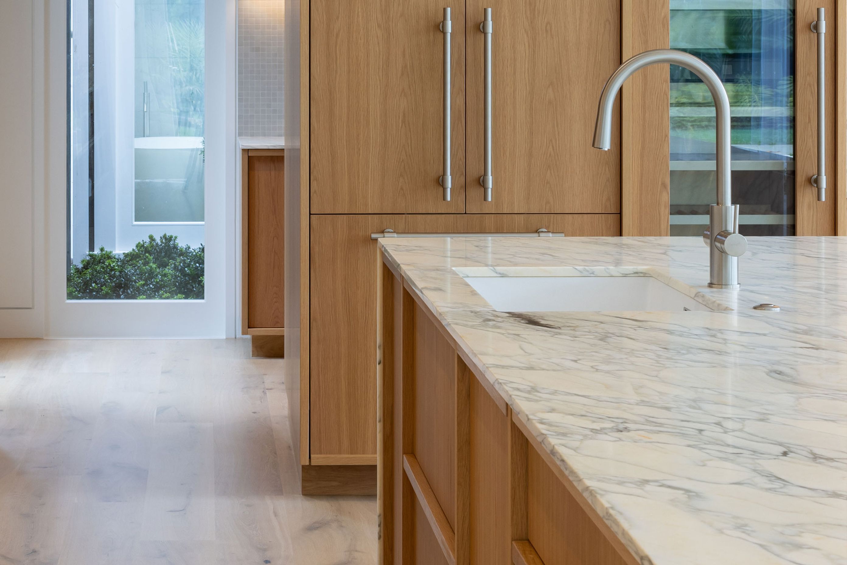 Neo-Design-custom-kitchen-oak-marble-shaker7.jpg