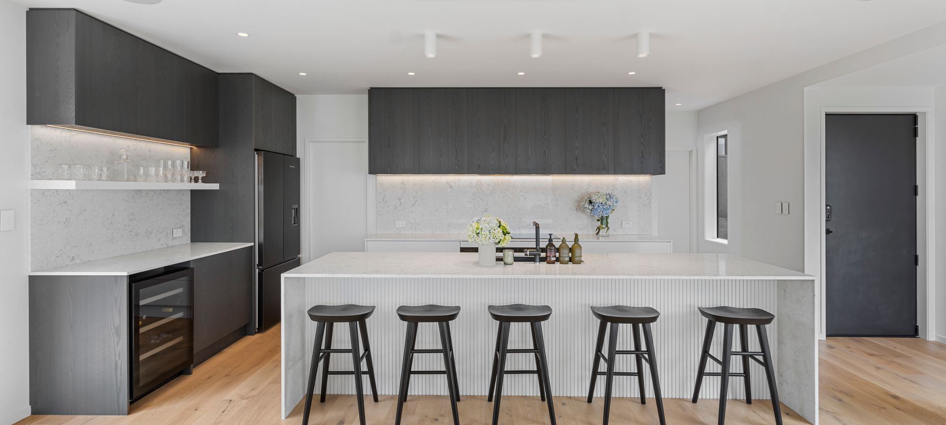 Northcote Kitchen - Mineral Triba Veneer