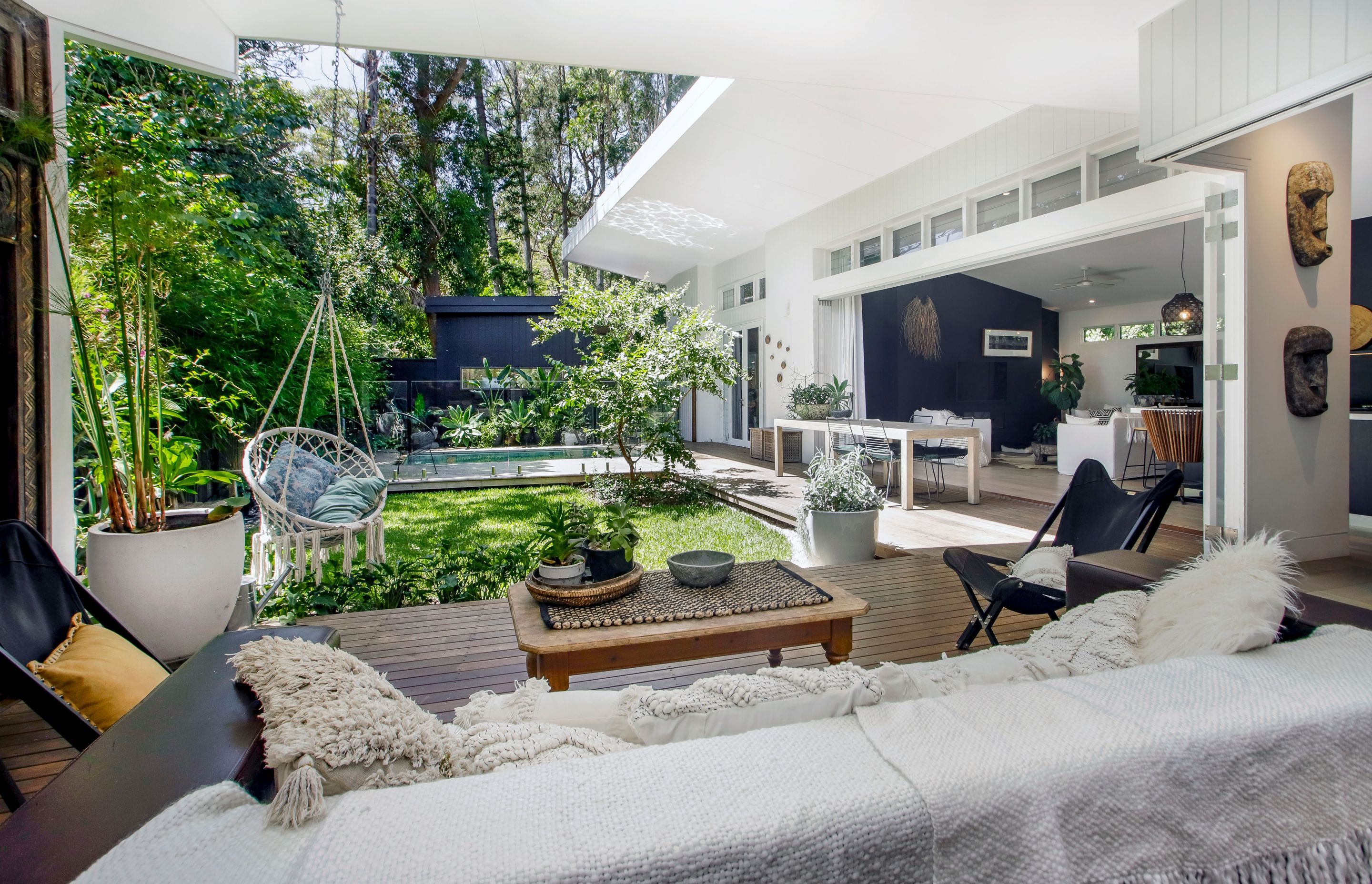Bimbimbi House, Avalon